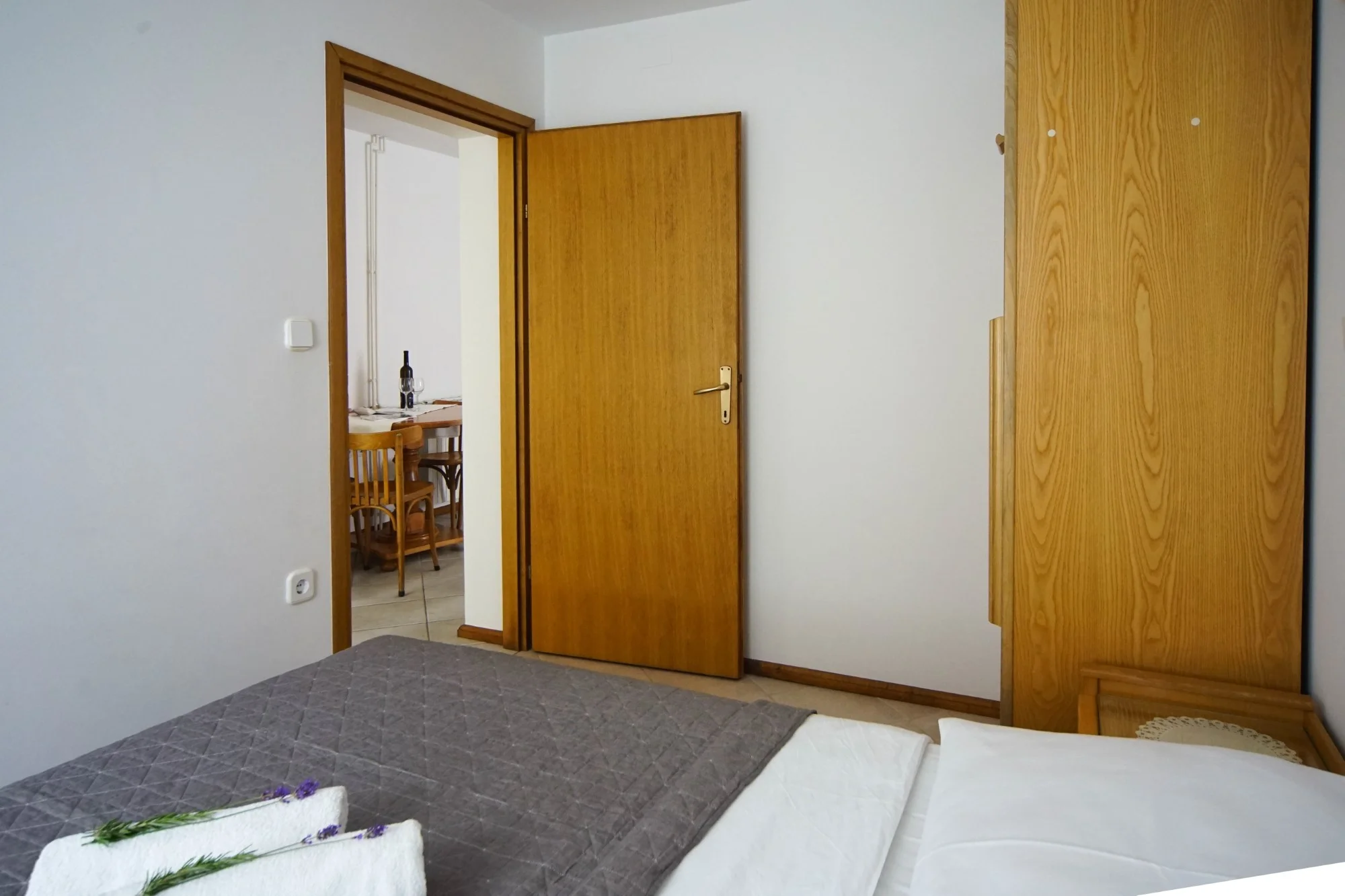 Dovolená na Istrii: pokoj či apartmán, bazén a 350 m na pláž