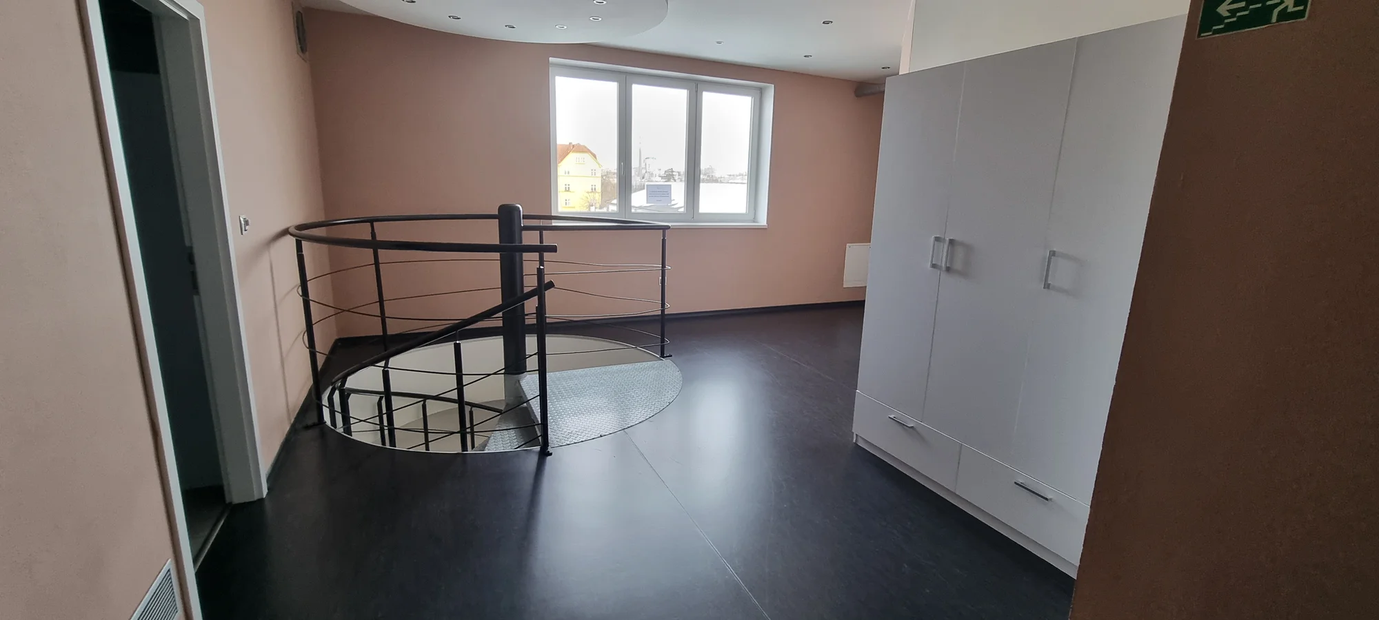 90–180min. vstup do privátního wellness: vířivka i sauna až pro 8 osob