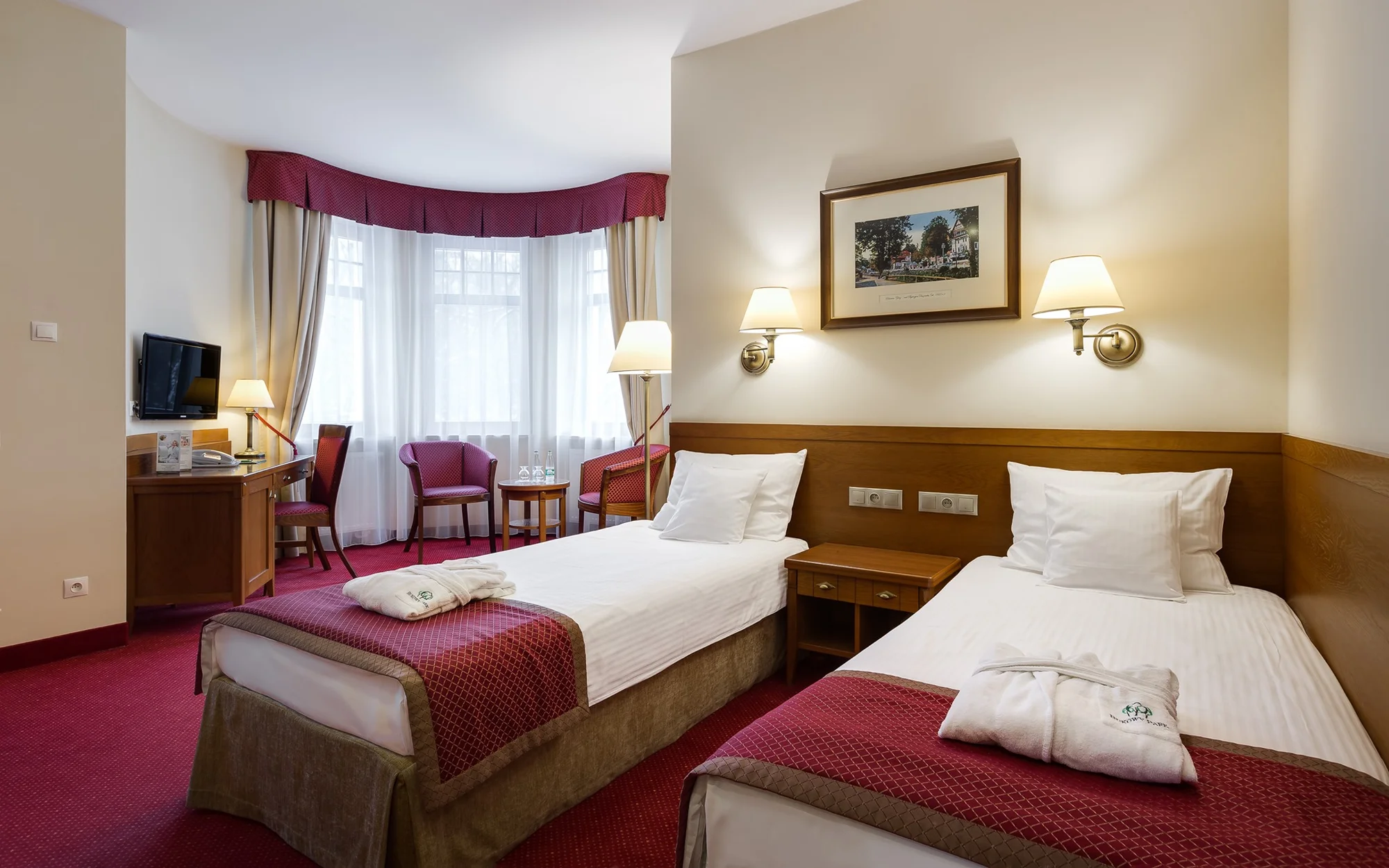 Polanica Zdrój: historický hotel s wellness, polopenze i vybavení pro rodiny a až 2 děti zdarma