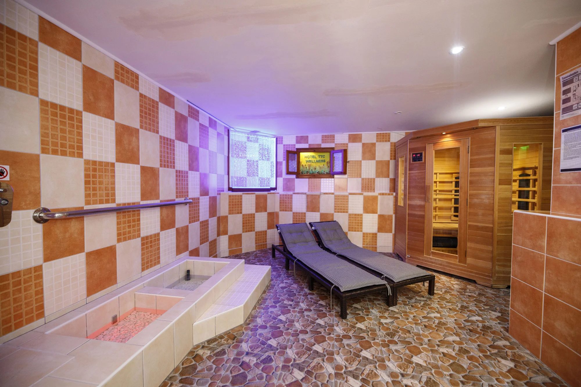 Hotel ve Vrchlabí se stravou i denním vstupem do privátního wellness