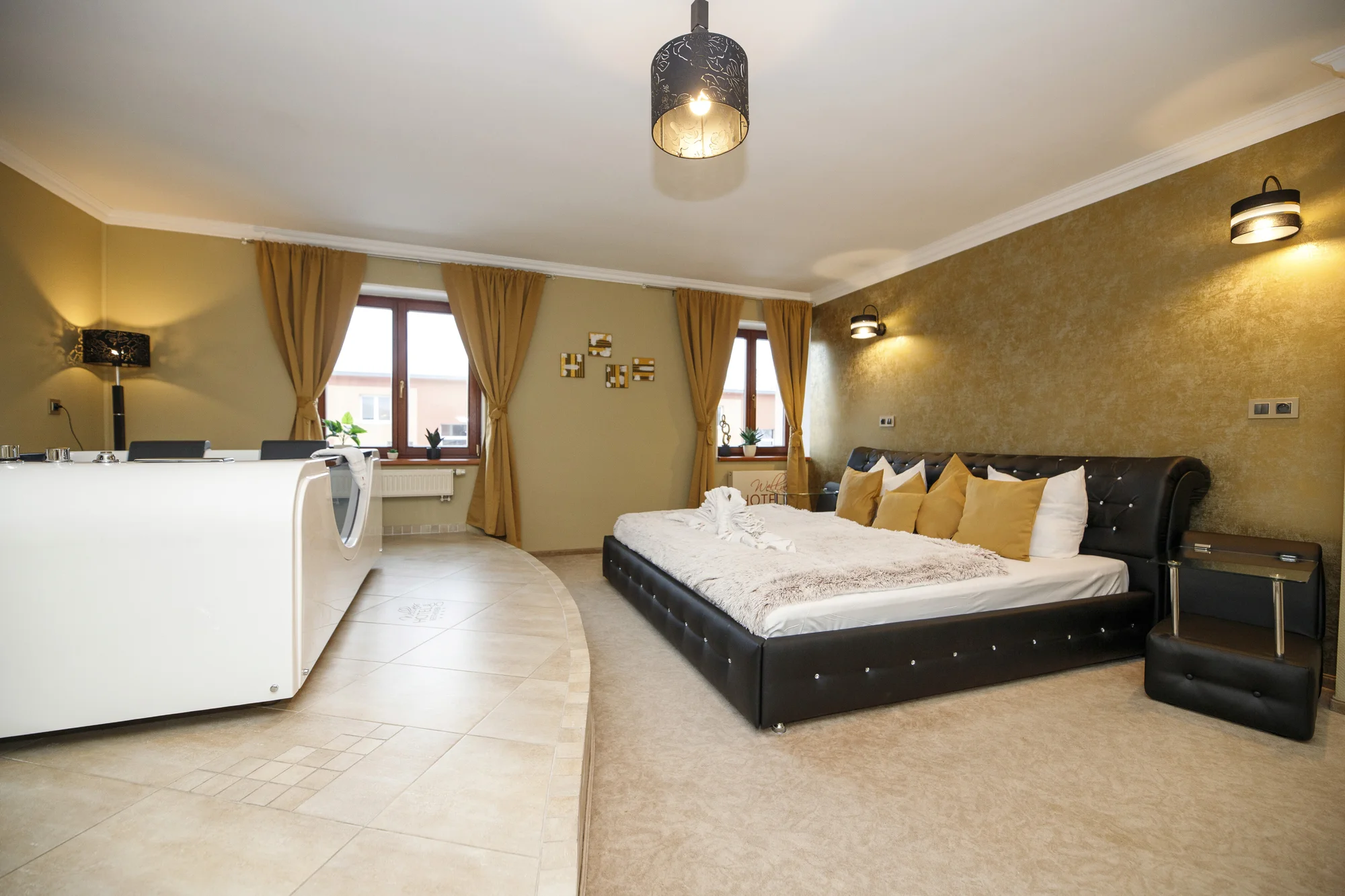 4* pobyt v Chomutově: balíčky se snídaní, privátním wellness i vířivkou na pokoji