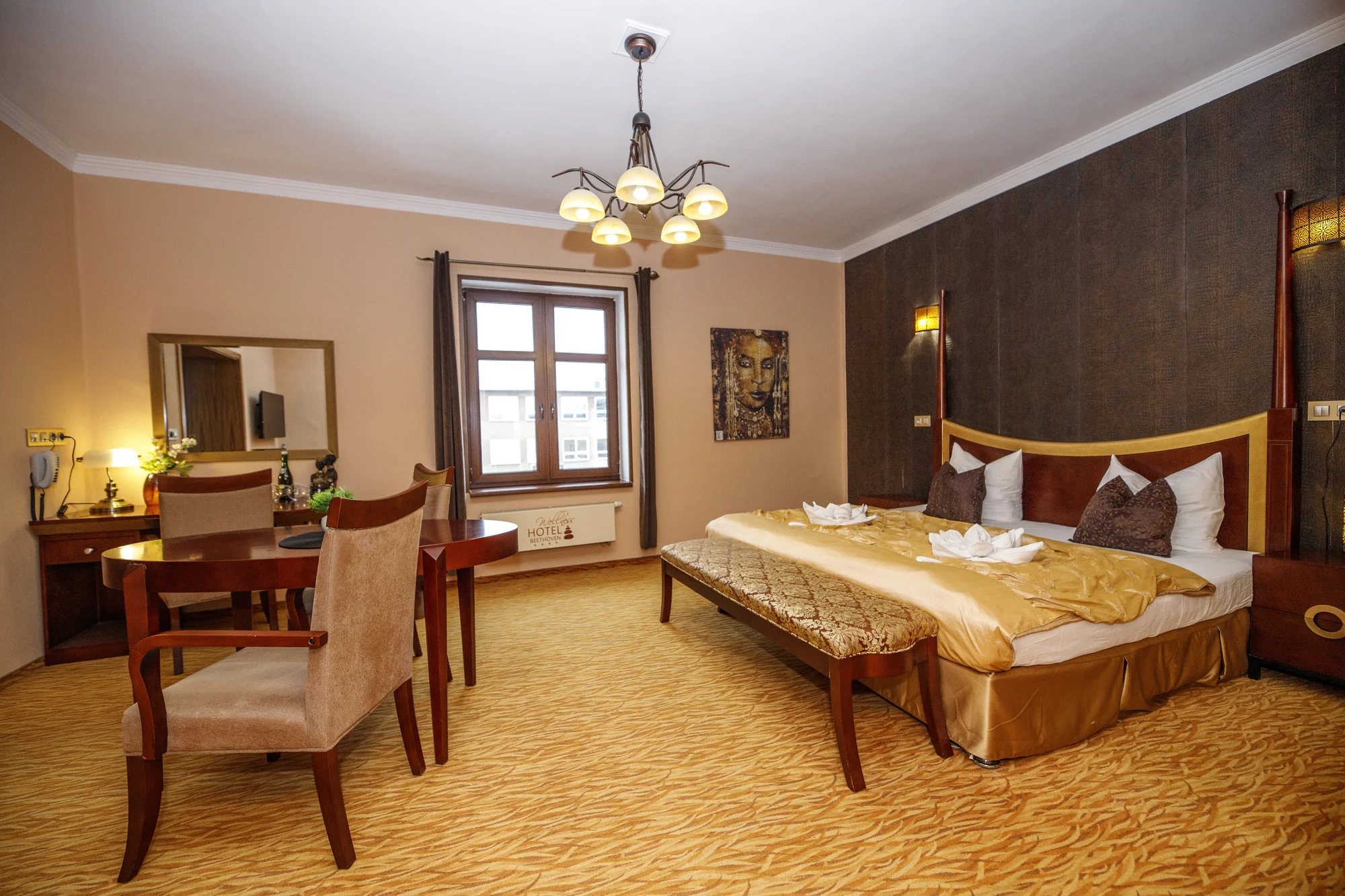 4* pobyt v Chomutově: balíčky se snídaní, privátním wellness i vířivkou na pokoji