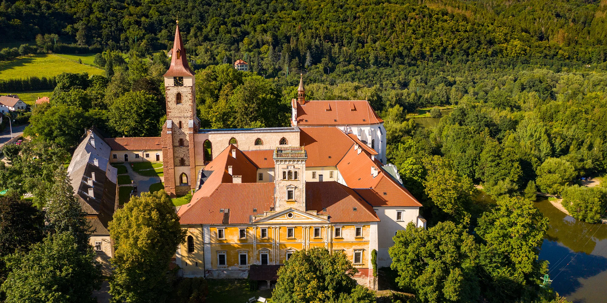Vstupné do Sázavského kláštera pro dospělé, studenty, seniory i ZTP