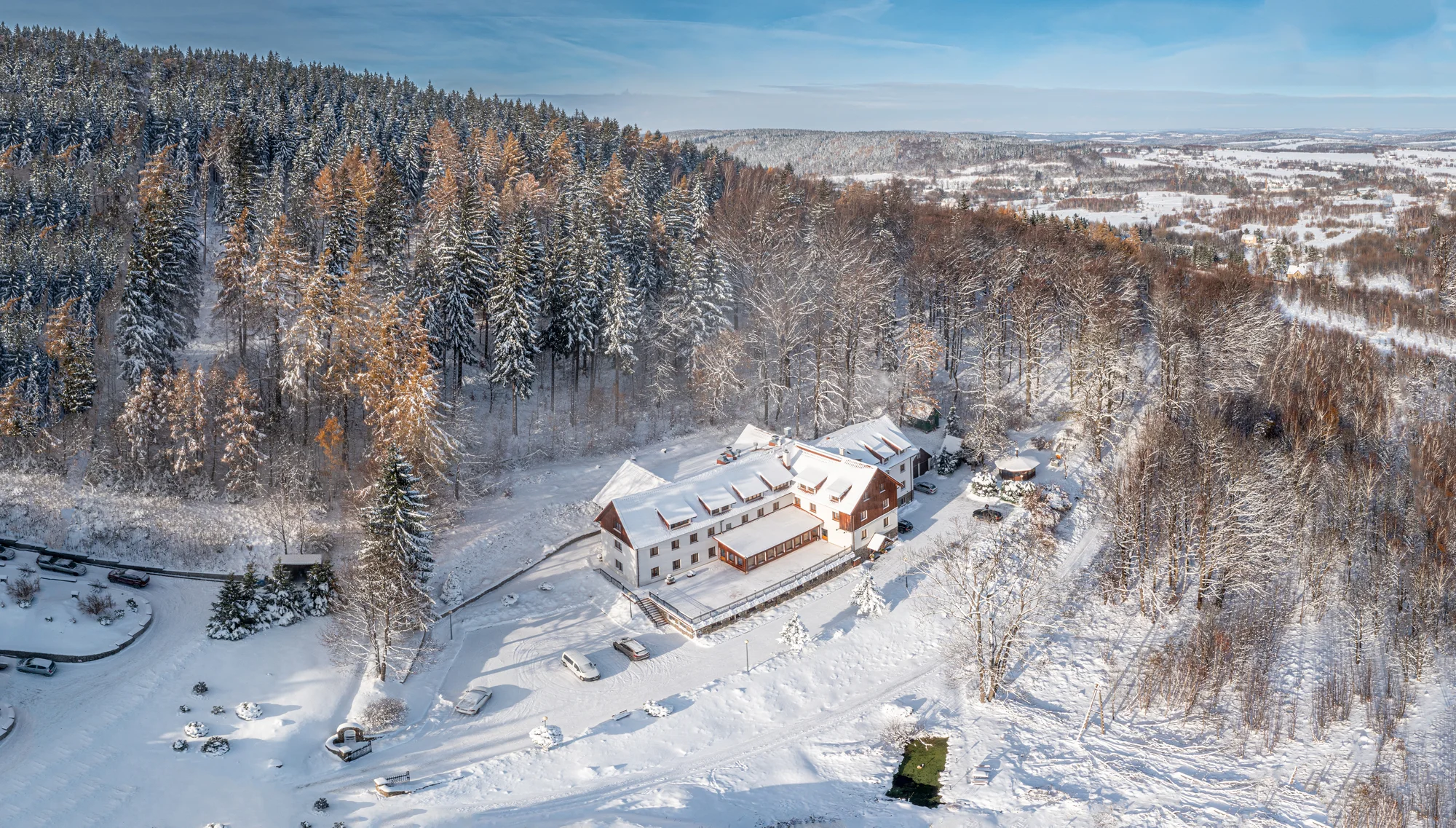 Dovolená v polských Jizerkách: snídaně či polopenze, wellness i procedury