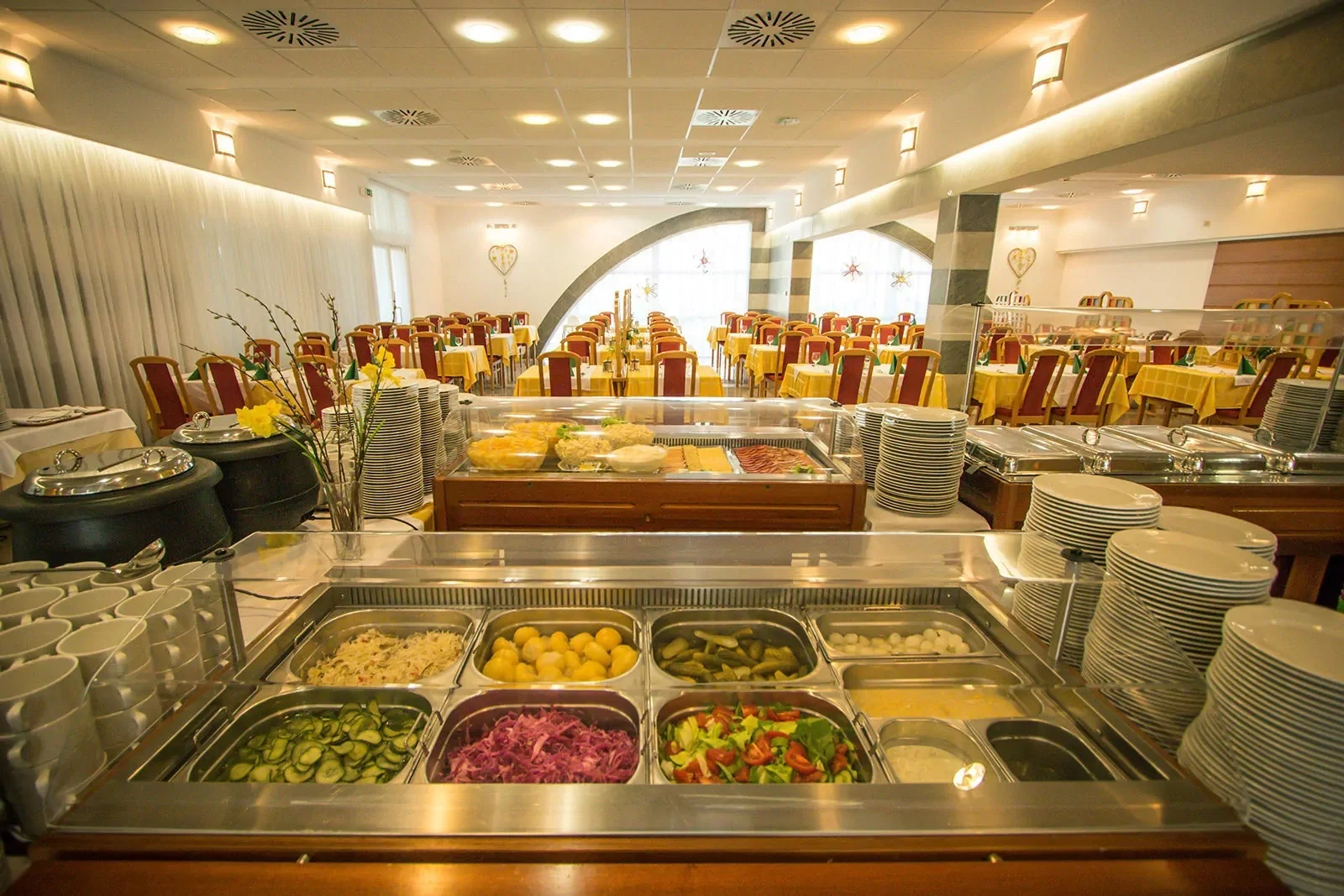 Hotel 300 metrů od Balatonu: neomezený wellness a polopenze