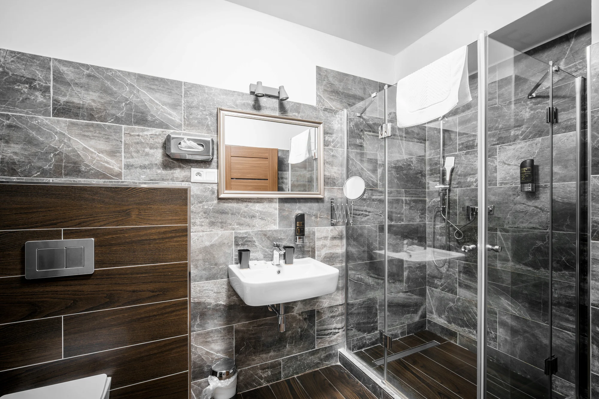 Pivovarský hotel v Beskydech: lesní lázně, pivní lázně, wellness na pokoji i 7. nebe na střeše