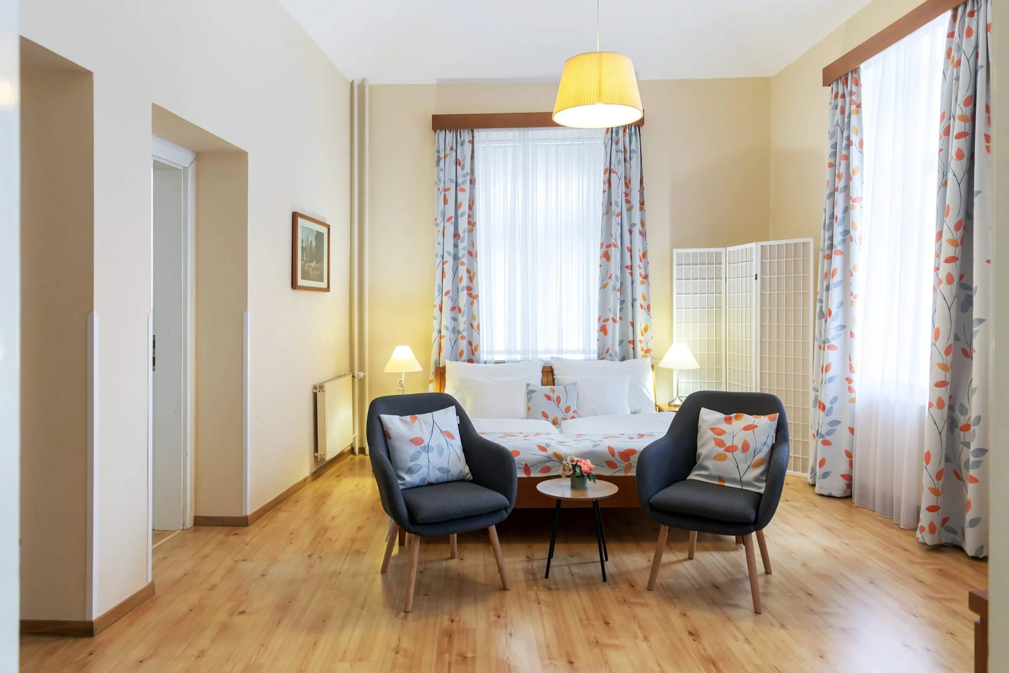 Královské Vinohrady až pro 5 osob: moderní apartmán s kuchyňkou a snídaně