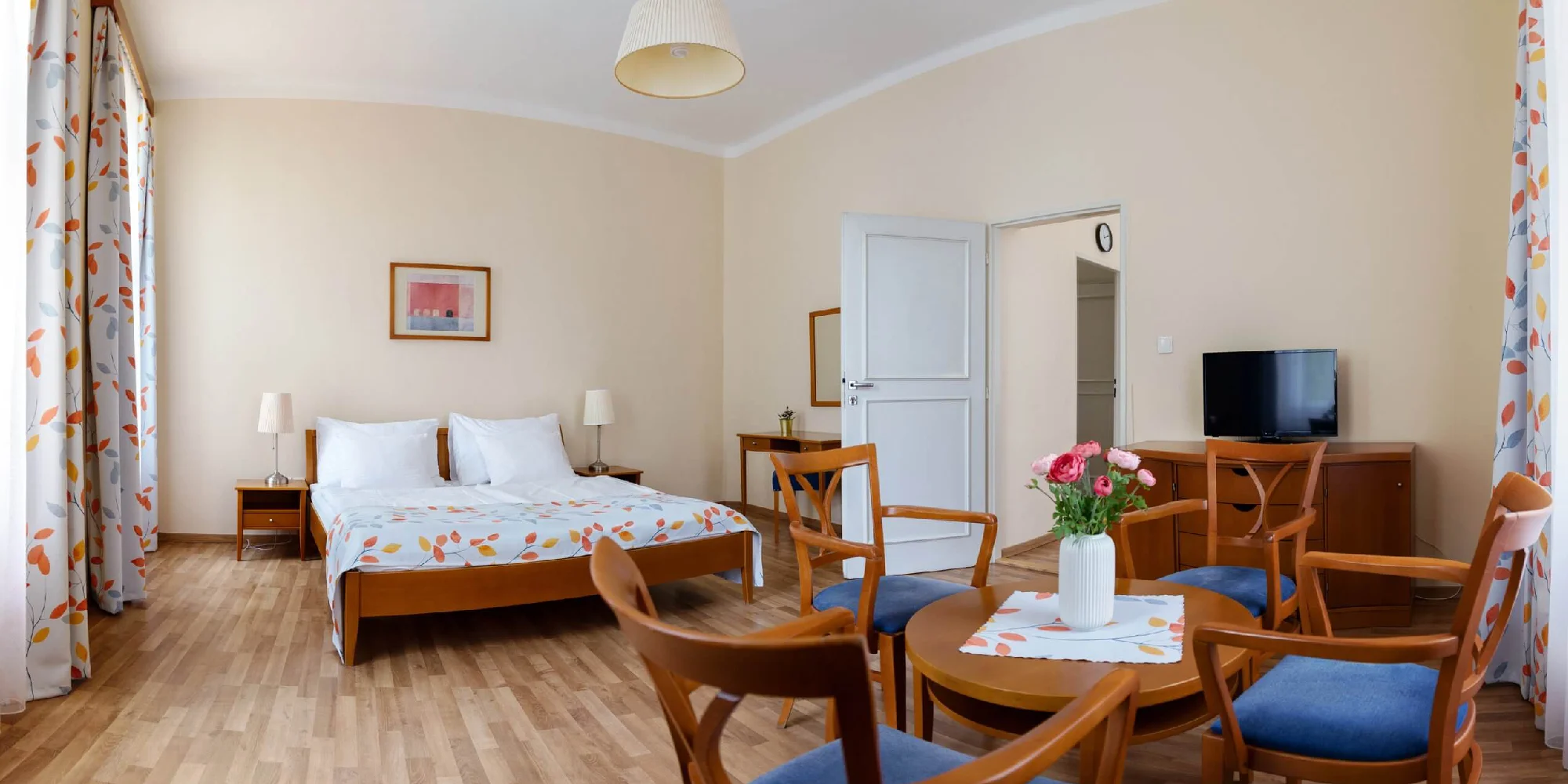 Královské Vinohrady až pro 5 osob: moderní apartmán s kuchyňkou a snídaně