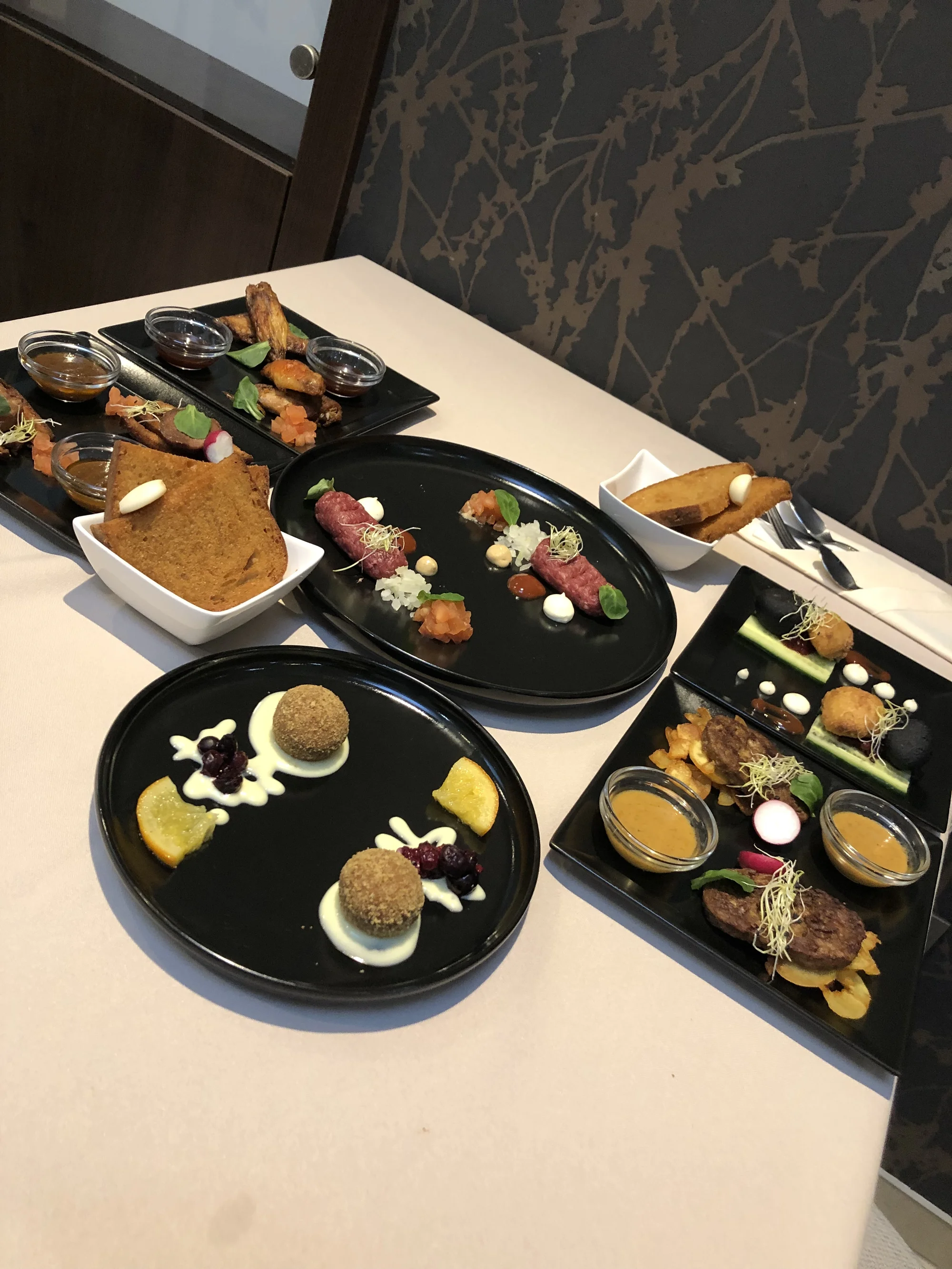 Romantický den v Jeseníku: 6chodové degustační menu i wellness pro dva