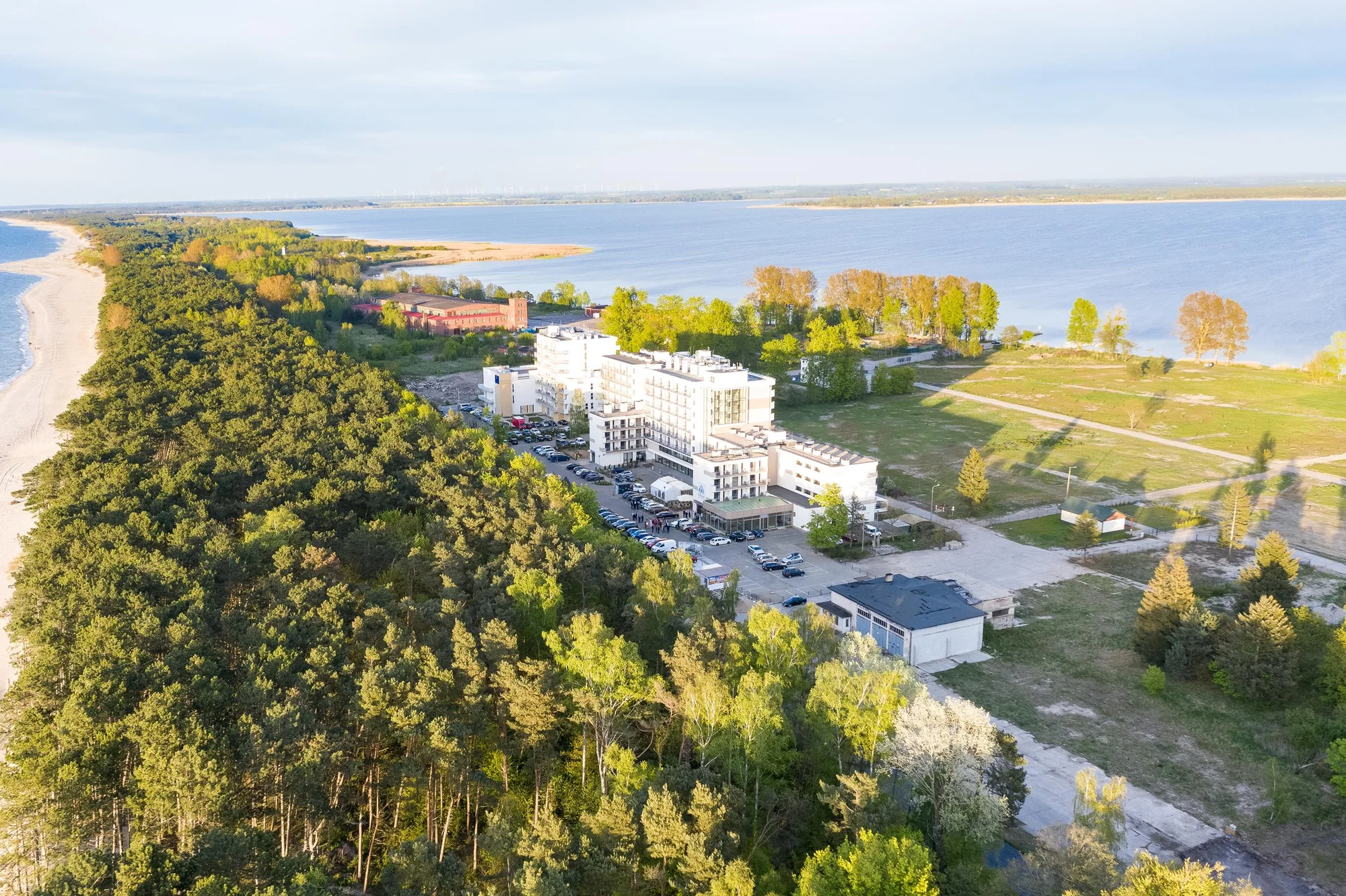 Rodinná dovolená u Baltu a jezera Jamno: polopenze, wellness a super zázemí pro děti