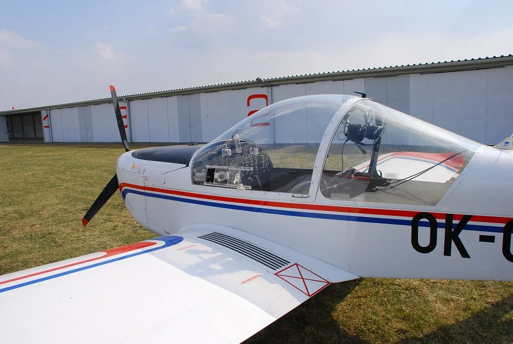 Staňte se na chvíli pilotem: až 40 min. řízení sportovního letounu