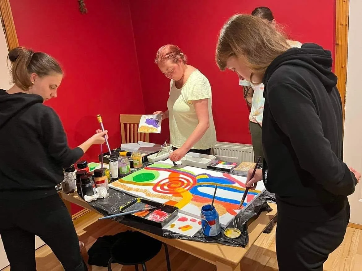 Kurz intuitivního malování v páru vč. pomůcek a seznámení s technikou