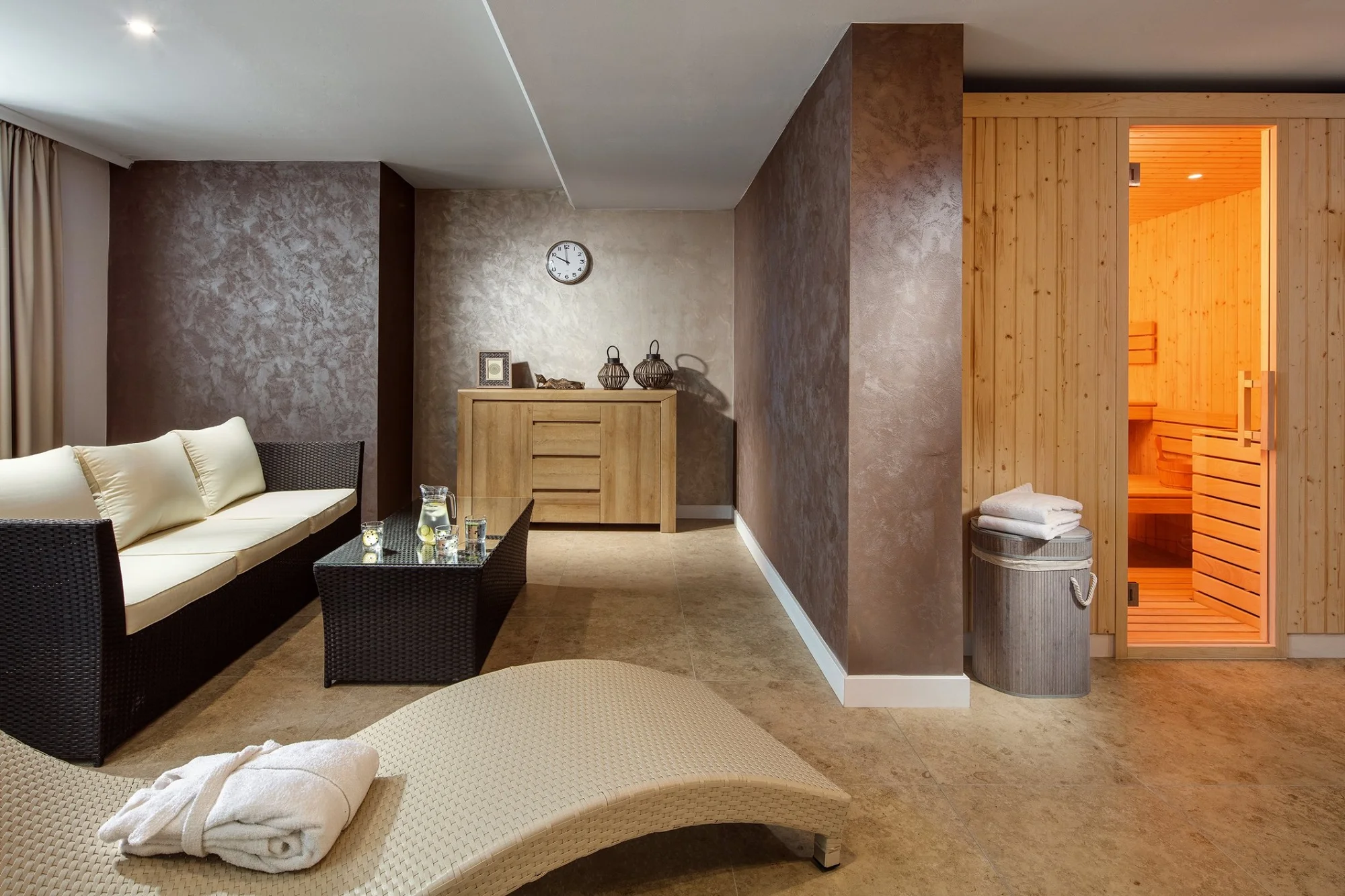 4* apartmány či pokoje v bratislavském Starém Městě: komfortní ubytování se snídaní