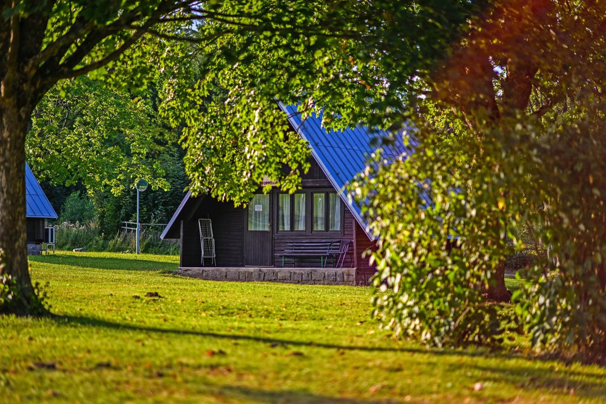 Pobyt u Nového Města na Moravě: moderní pokoj či chatka, jídlo i sauna