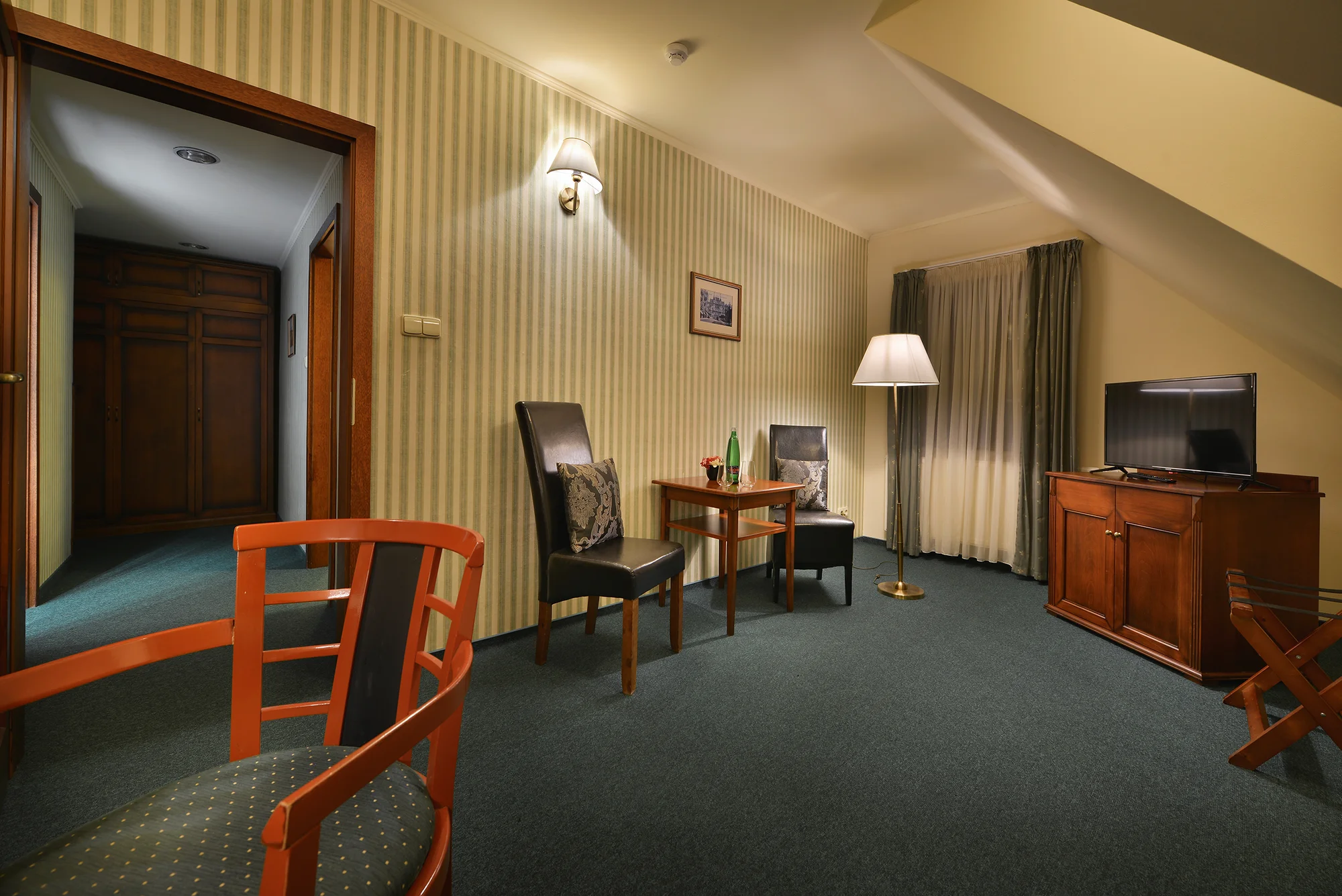 4* hotel v klidné části Mariánských Lázní: snídaně či polopenze, wellness i procedury