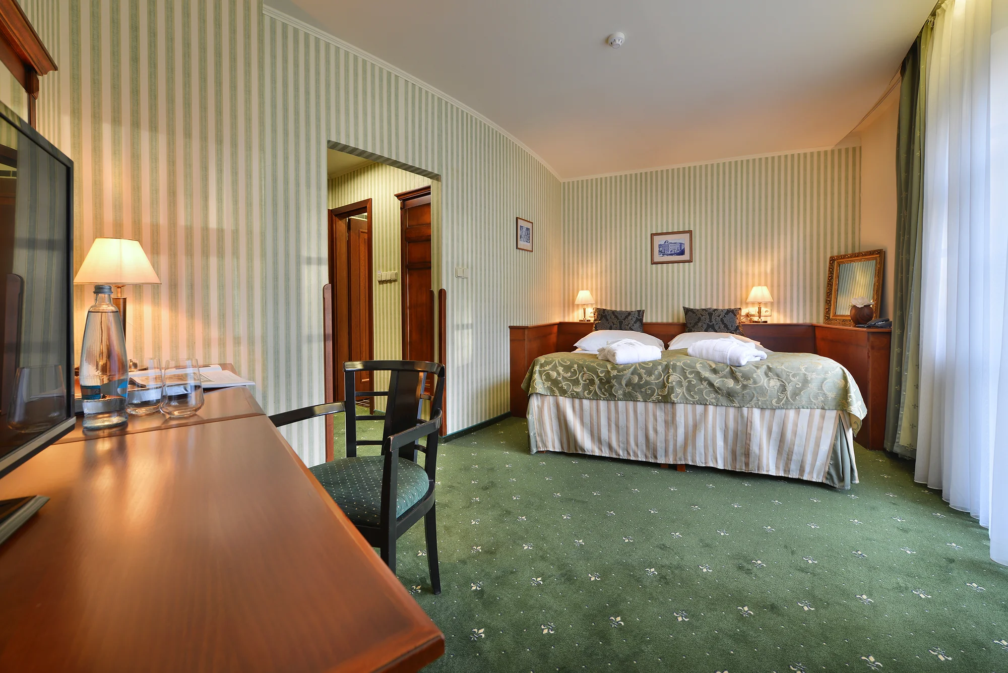 4* hotel v klidné části Mariánských Lázní: snídaně či polopenze, wellness i procedury
