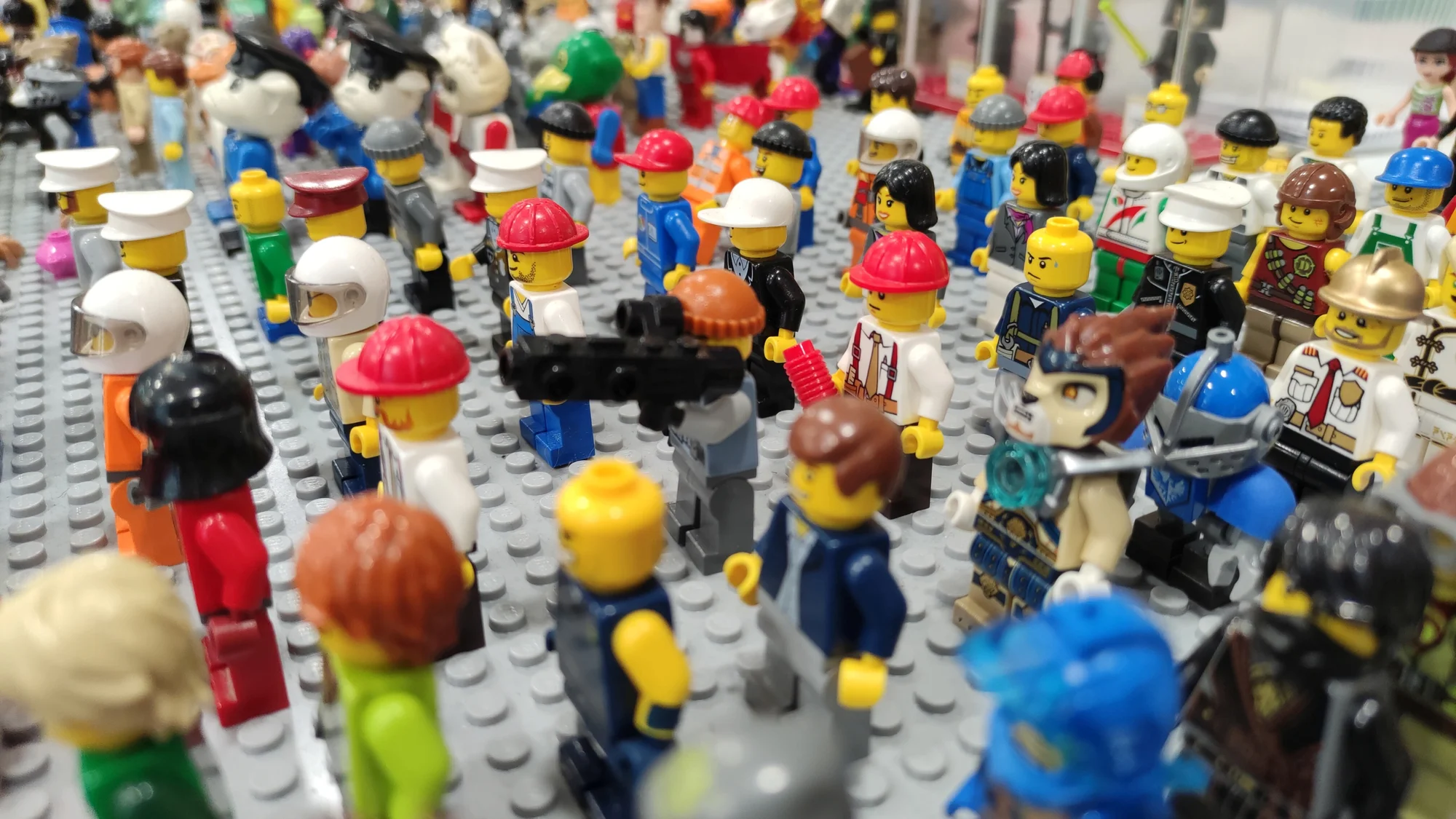 LEGO® figurky, klíčenka pro páry nebo kostky na váhu dle vlastního výběru