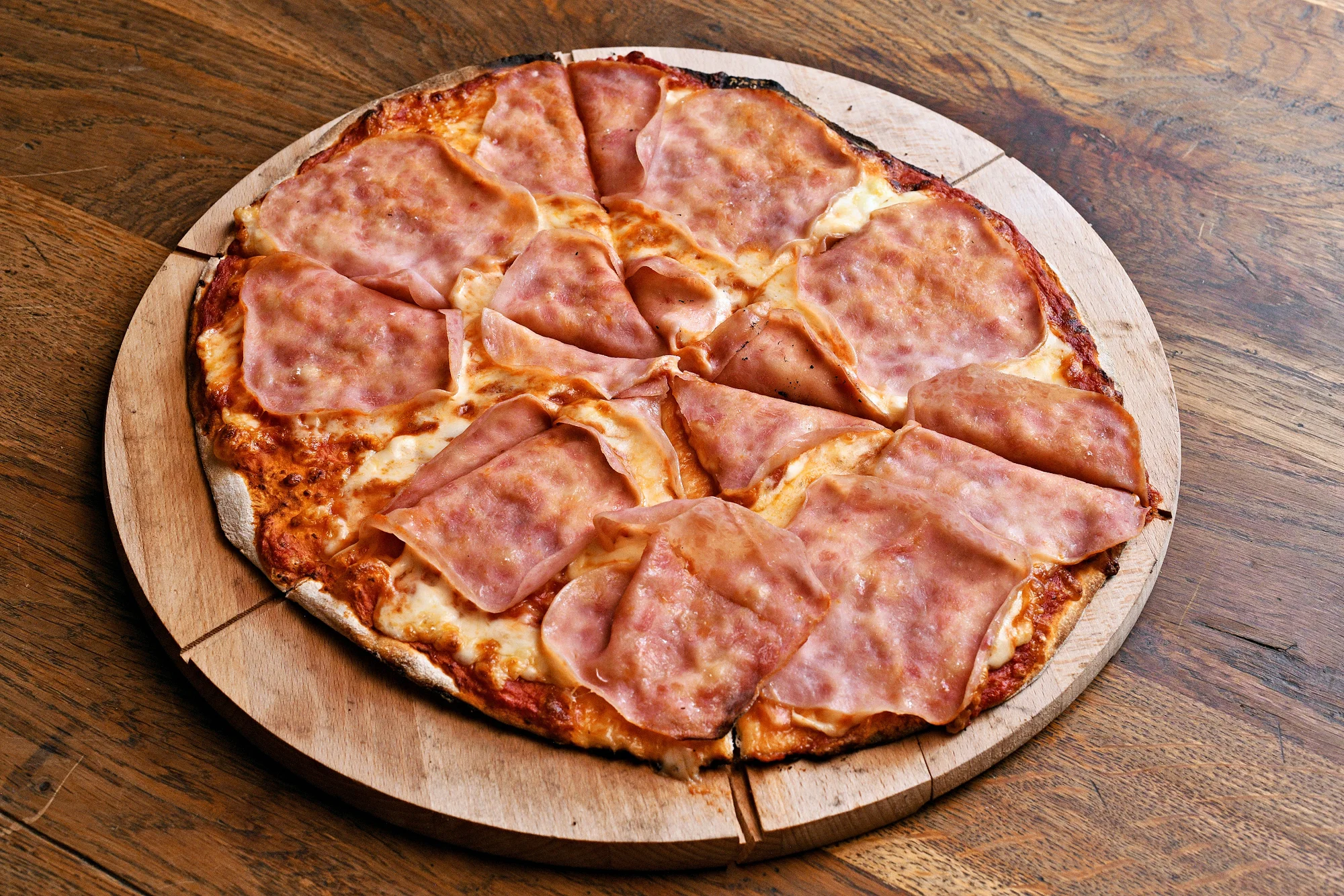 Jedna nebo dvě pizzy podle výběru ze 12 druhů v pražské Krči