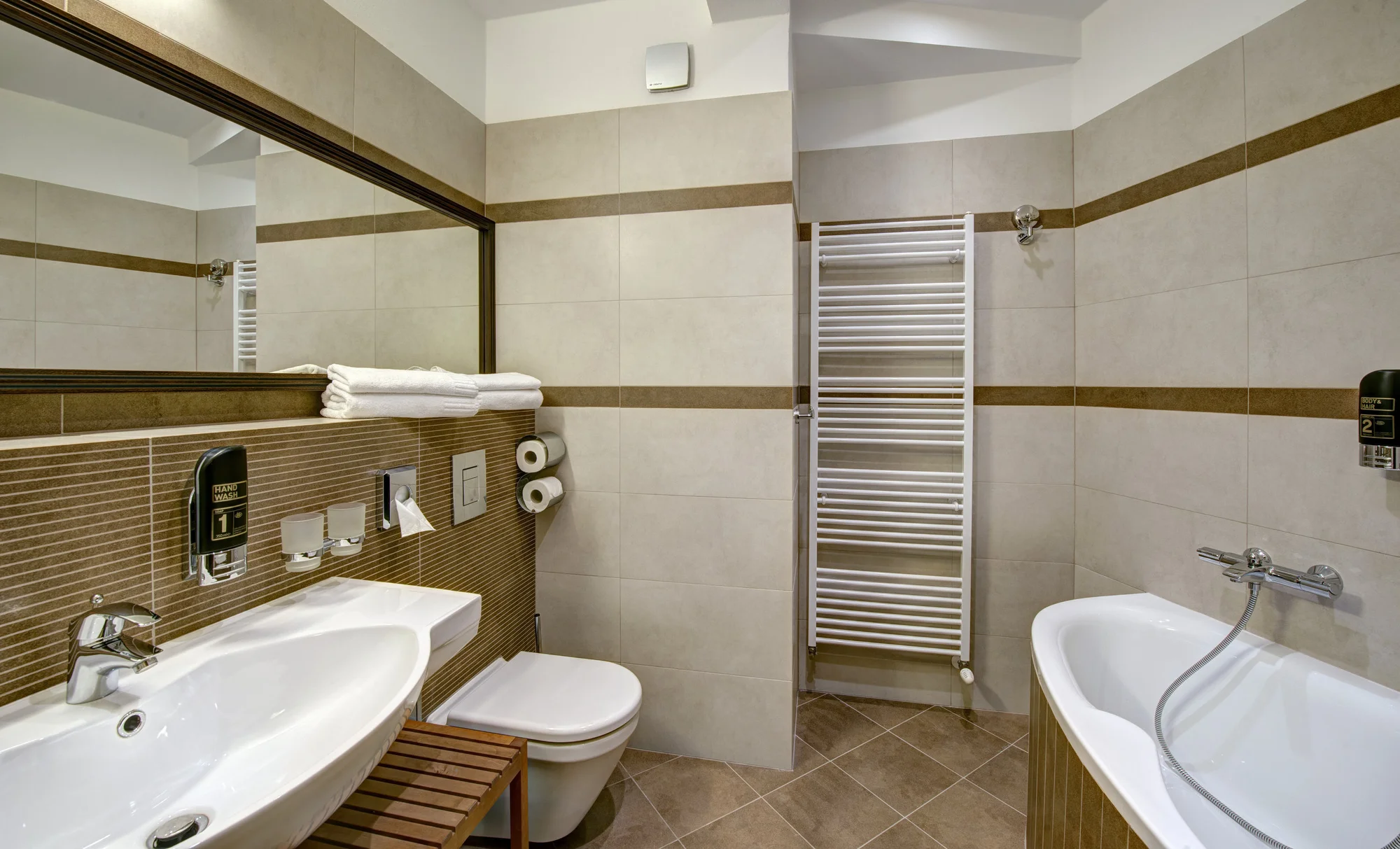 Dovolená ve 4* hotelu na Donovalech: snídaně i neomezený vstup do wellness