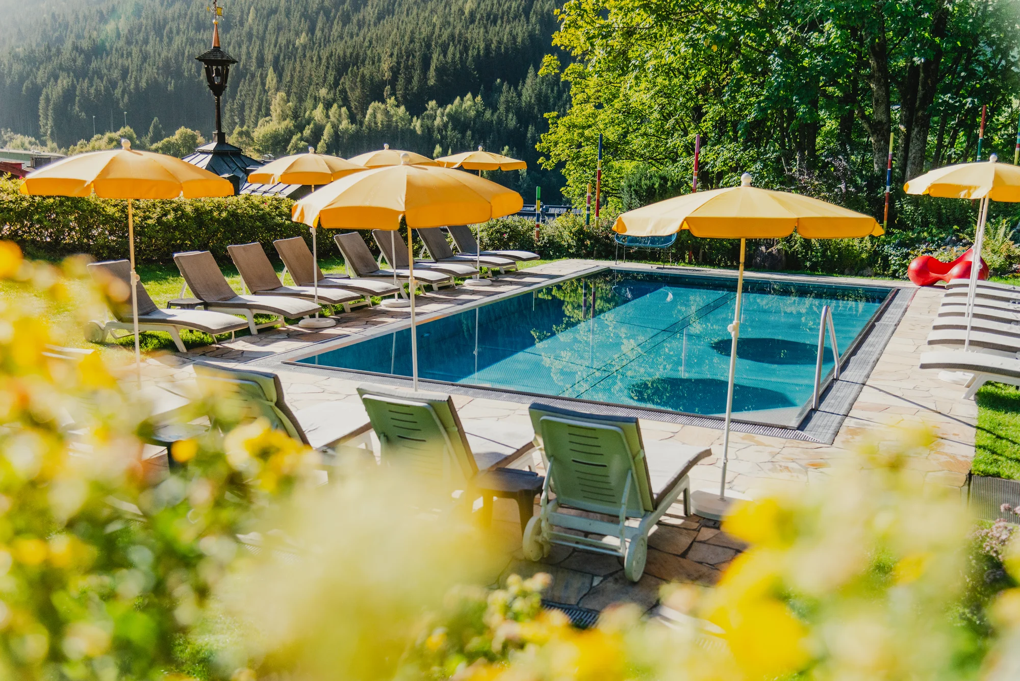 Rakouské Alpy: krásný hotel s wellness, střešní zahradou a polopenzí i karta plná slev a atrakcí zdarma