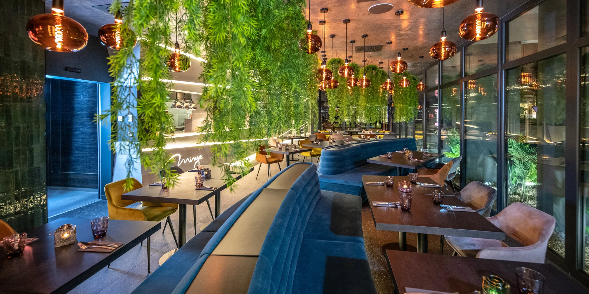 Relax u největších termálů v Evropě: 4* hotel s polopenzí, wellness i vstup do Hungarospa