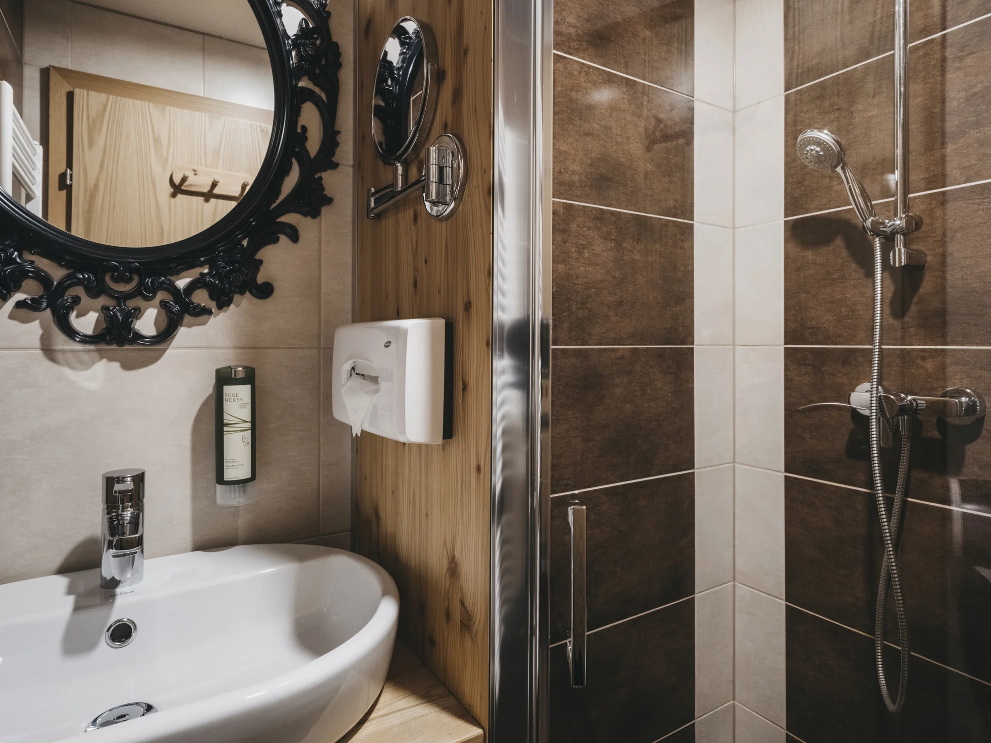 Dovolená v Kaprunu: krásný hotel, all inclusive i neomezený vstup do wellness