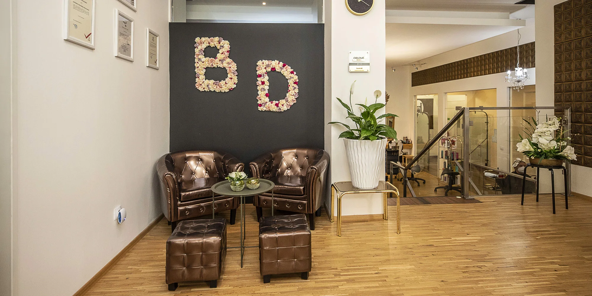 Uhrančivý pohled: prodloužení řas metodou řasa na řasu či 3D-5D