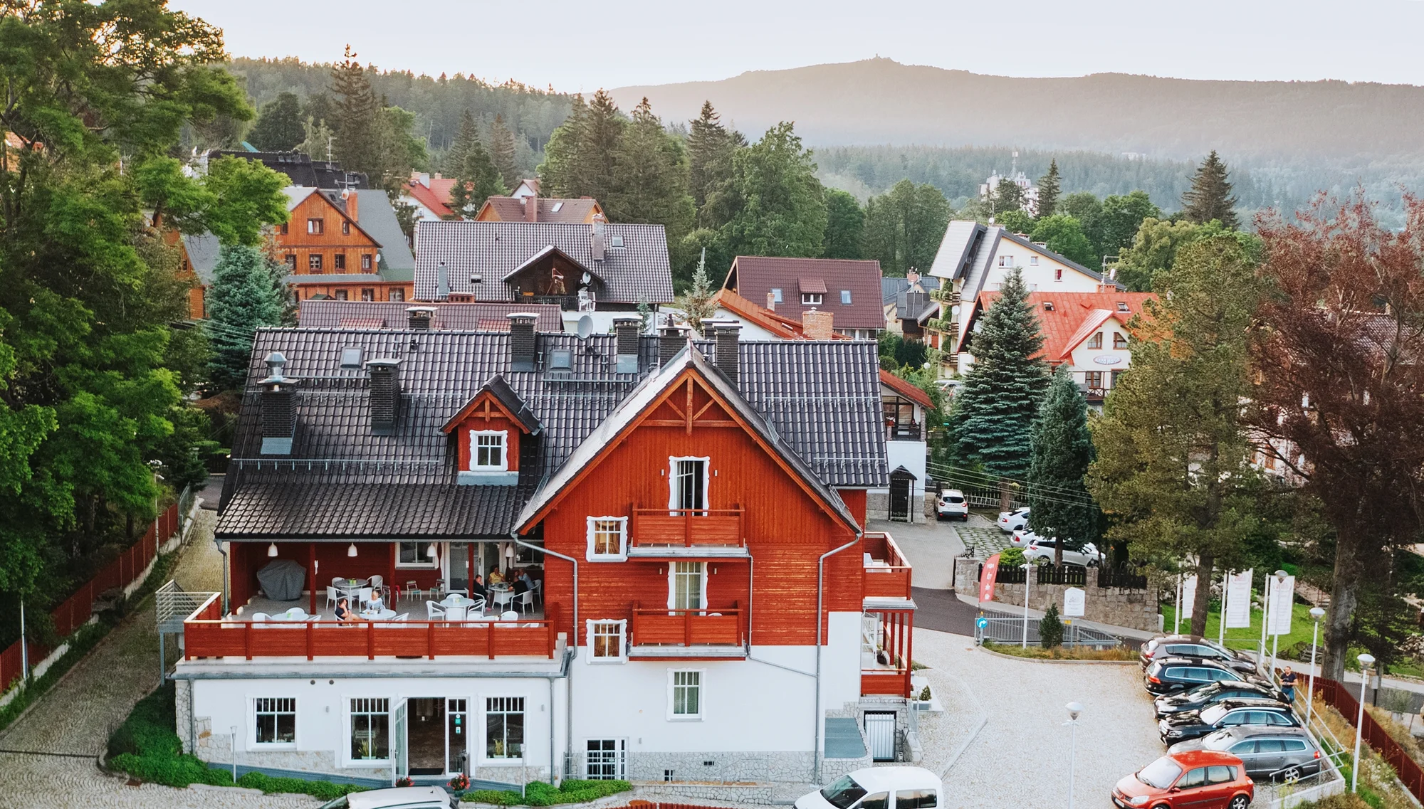 Polské Krkonoše: dovolená v hotelu se snídaní nebo polopenzi, 1h privátní sauna