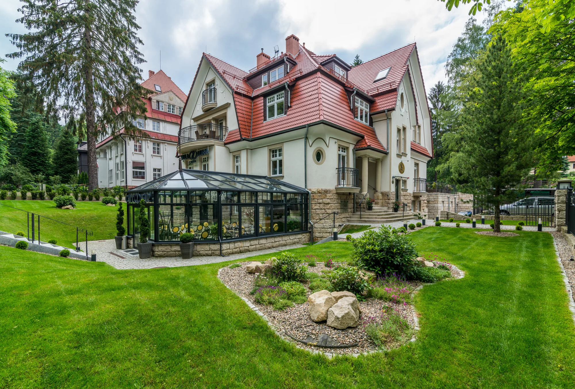 Luxusní Adults only pobyt v Kladské kotlině: komfortní nocleh a snídaně i neomezený relax ve wellness