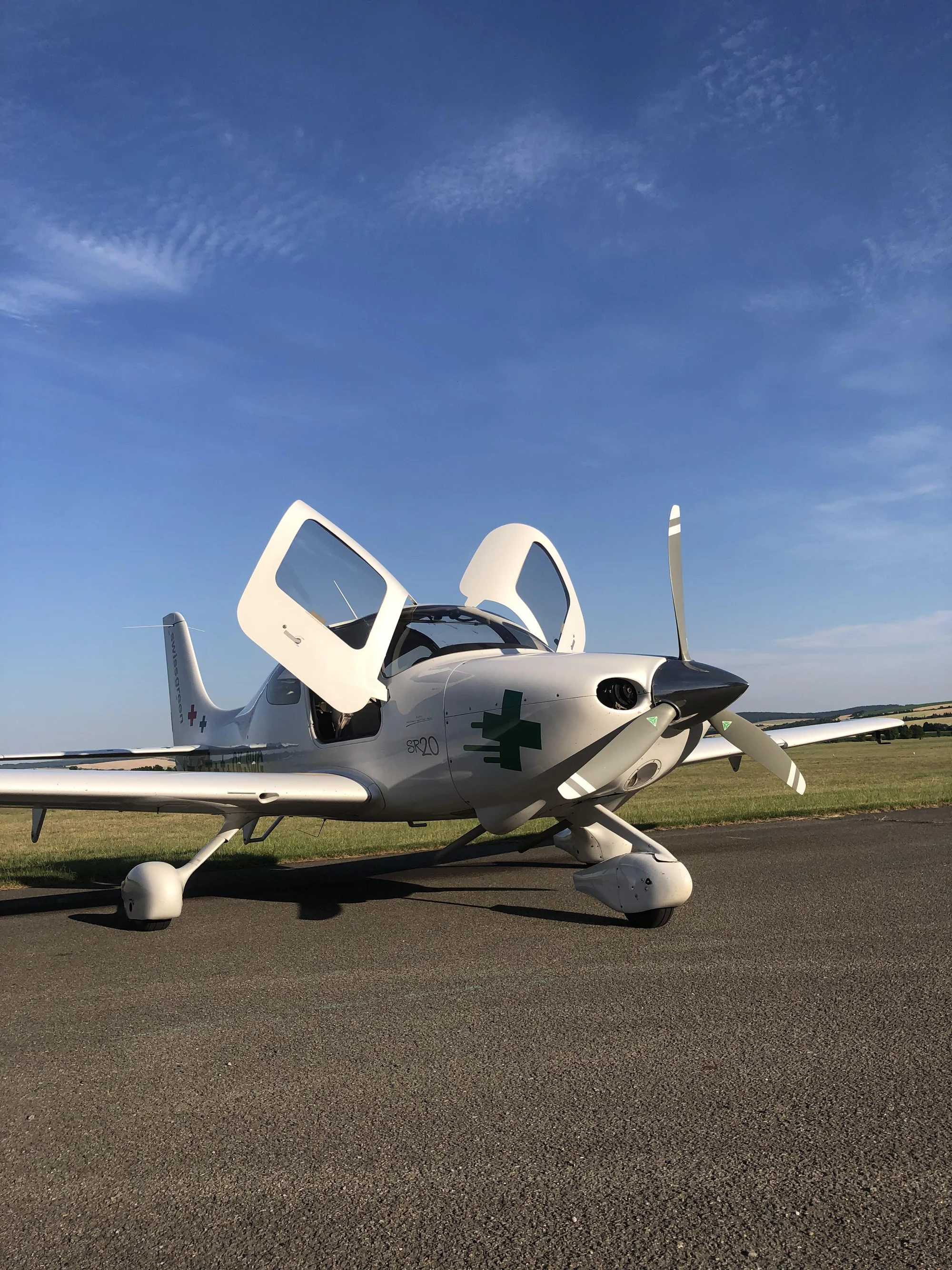 Pilotem luxusního letounu Cirrus SR 20 na zkoušku a letenka pro 2 další pasažéry