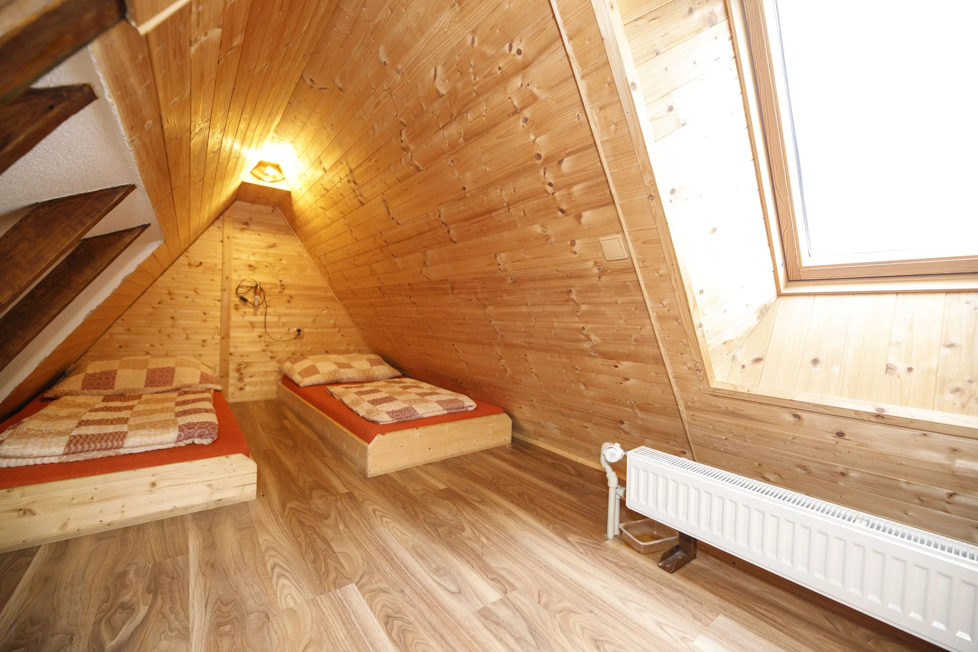 Dovolená v chatě na Lipně: apartmány pro 5 osob nebo celá chata až pro 10 osob