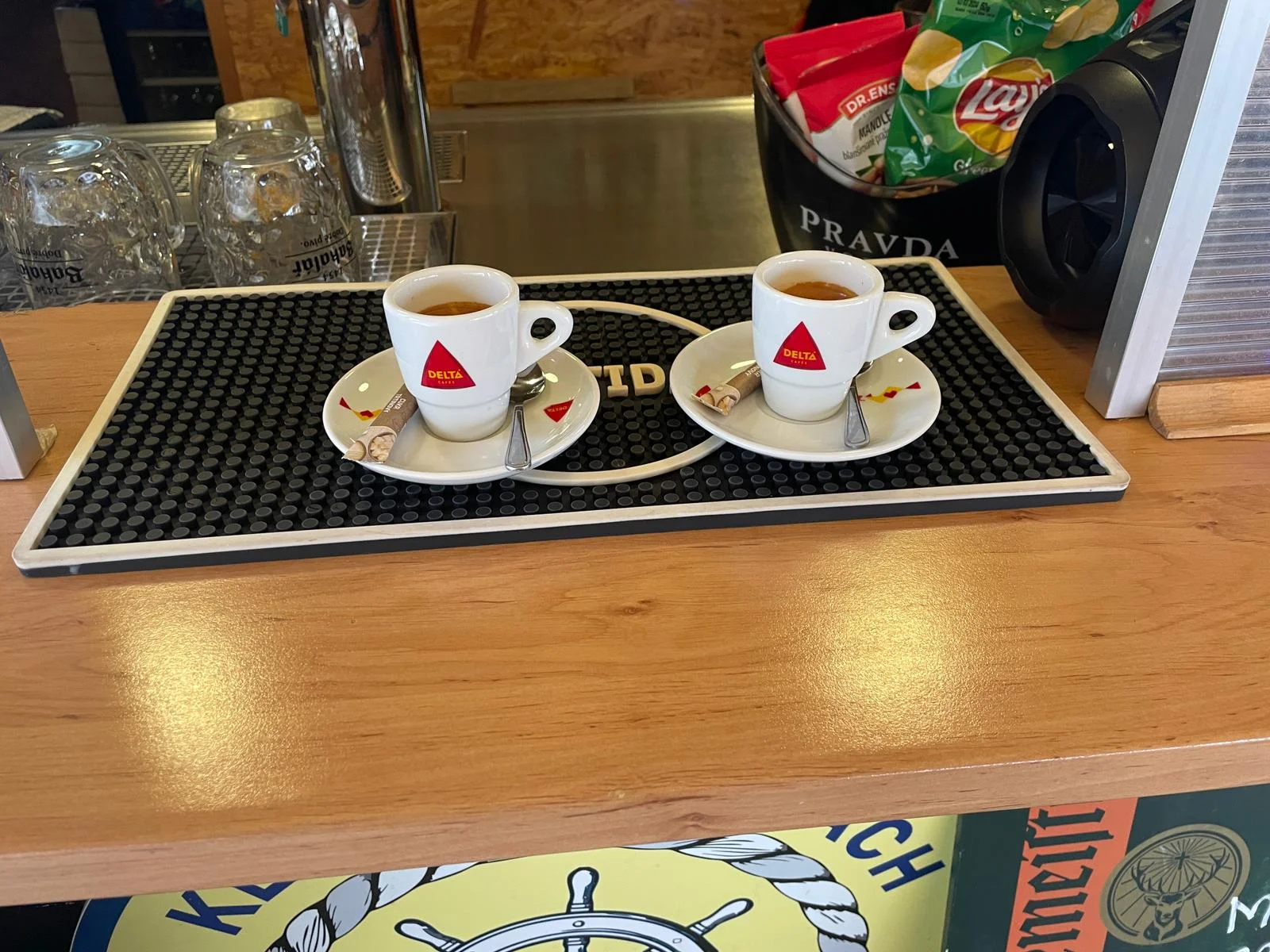 Hodnotový voucher na 250–500 Kč na cokoli z menu lodi Kamina na Vltavě