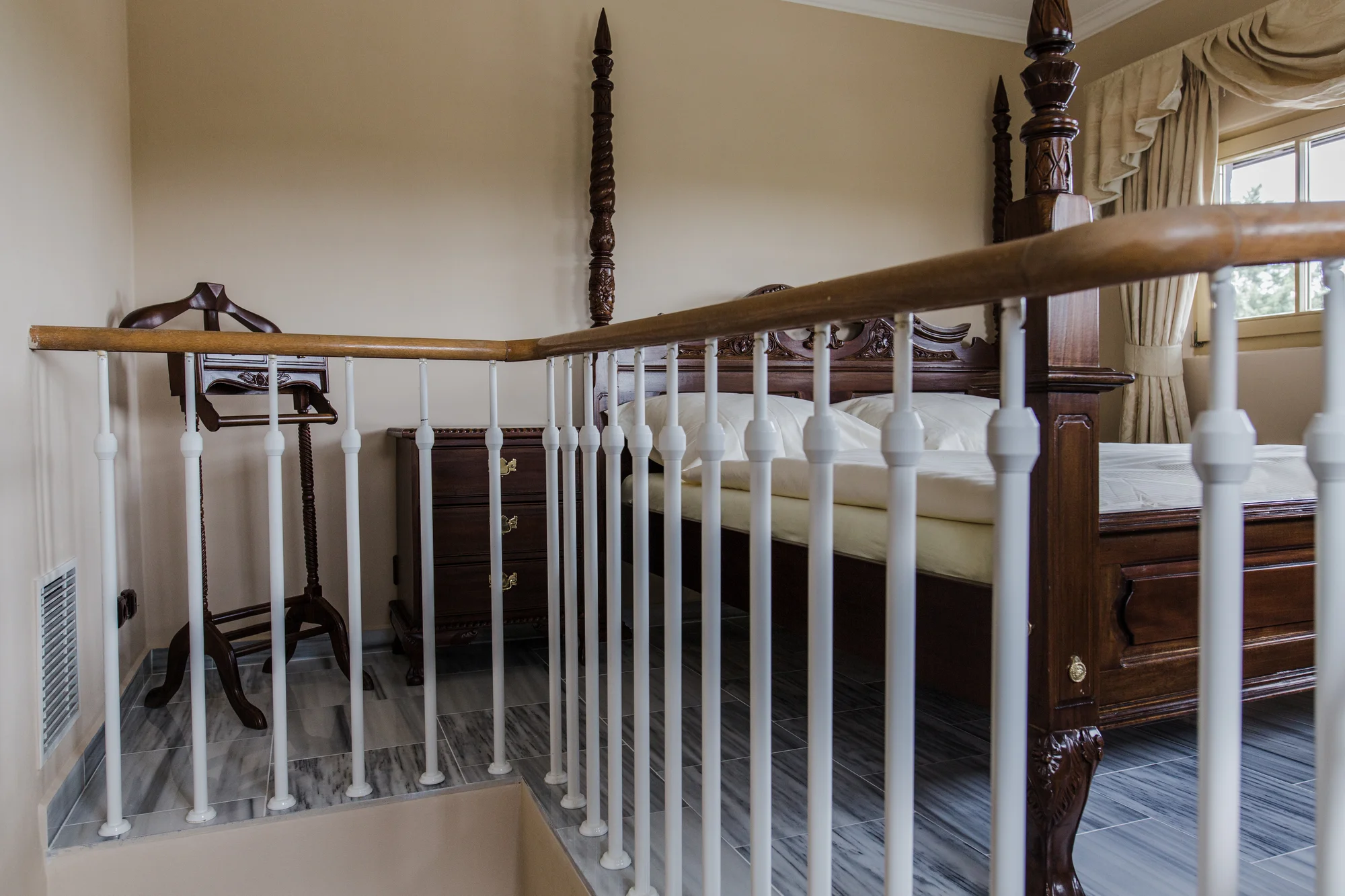 Romantický hotel na okraji Prahy: pobyt se snídaní či polopenzí, možnost privátní sauny a vířivky