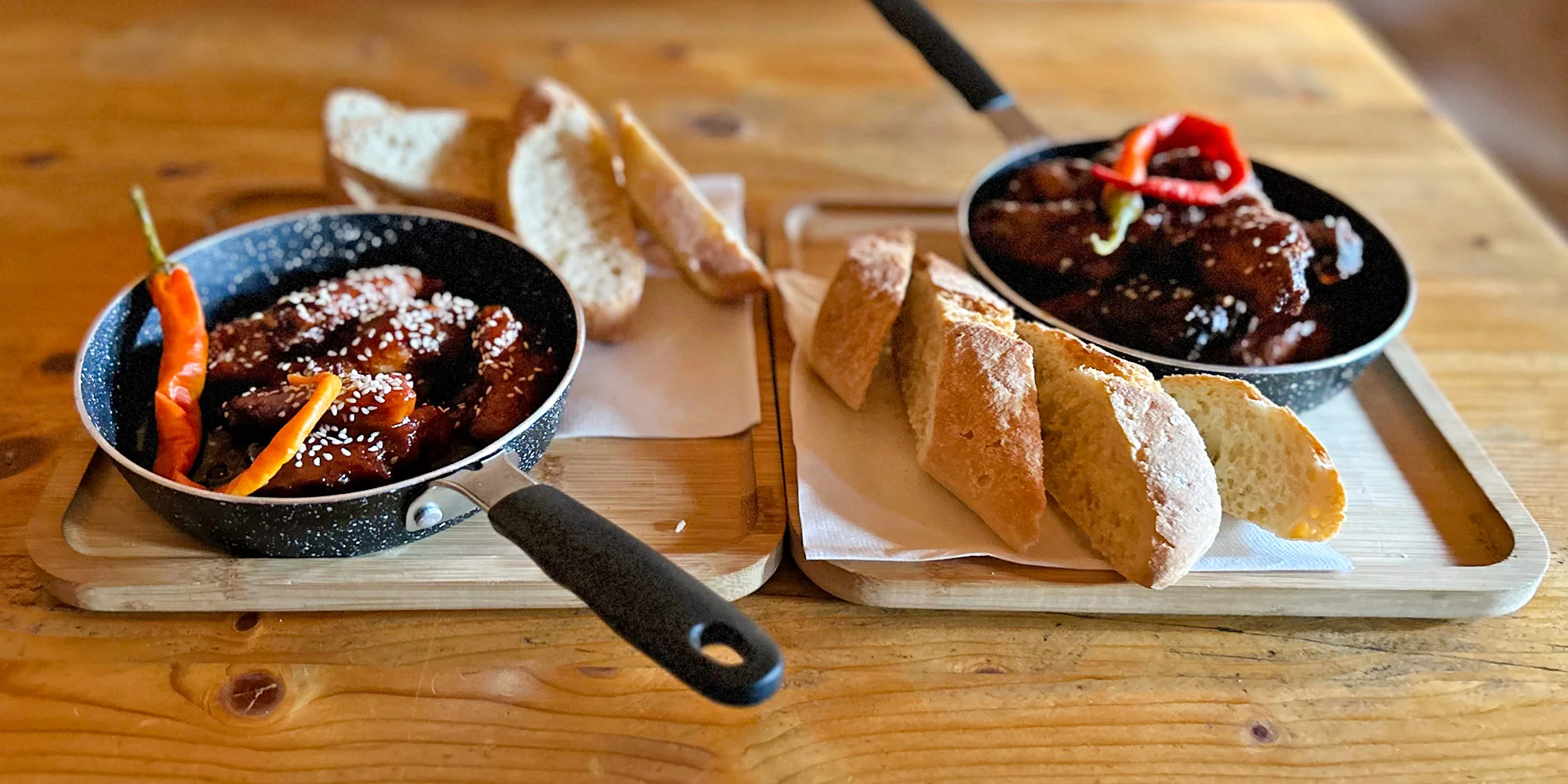 Hodnotový voucher na 250–500 Kč na cokoli z menu lodi Kamina na Vltavě