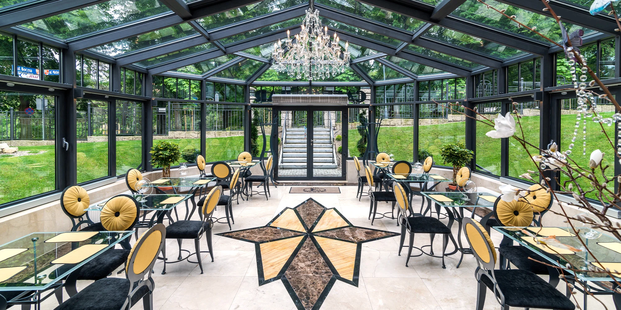 Luxusní Adults only pobyt v Kladské kotlině: komfortní nocleh a snídaně i neomezený relax ve wellness