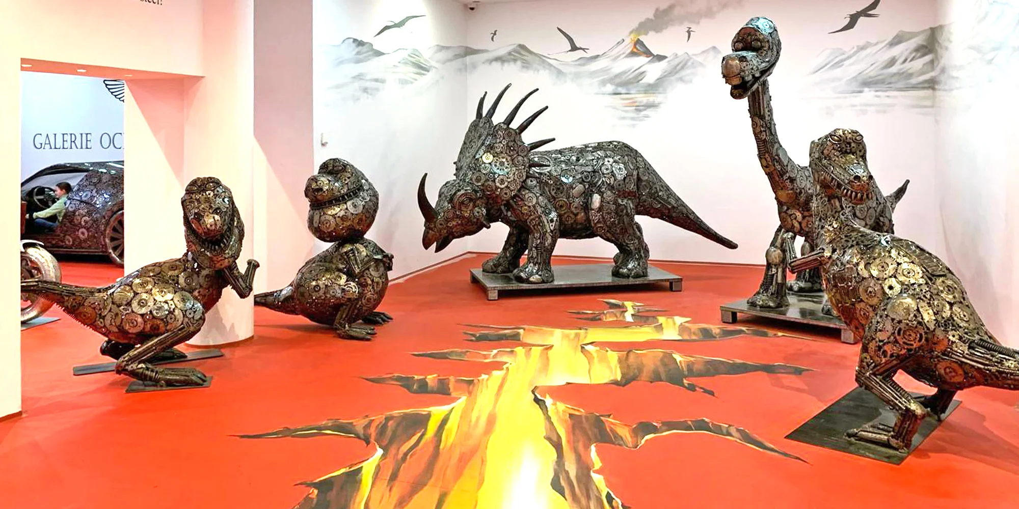Steel Art Museum na Starém Městě: úžasný svět sci-fi, pohádek, komiksů i luxusních aut