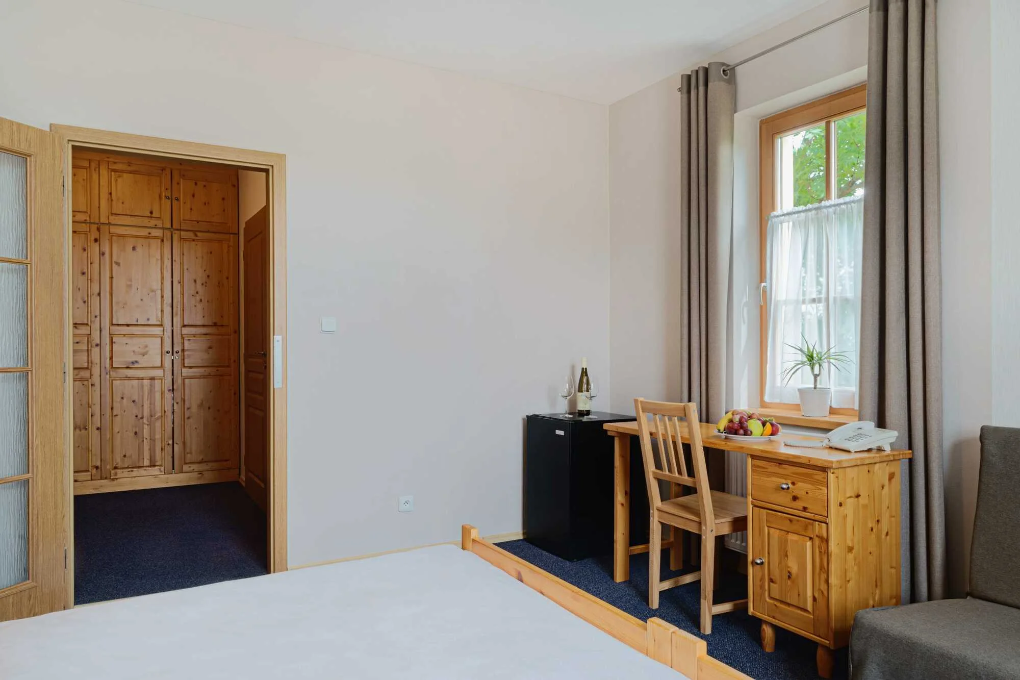 Dovolená ve vinařské obci Pavlov na Pálavě: hotel se snídaní, k pobytu od 2 nocí lahev vína