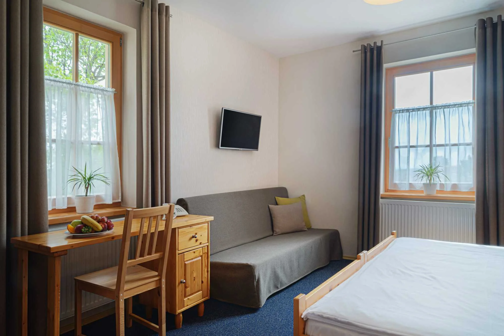 Dovolená ve vinařské obci Pavlov na Pálavě: hotel se snídaní, k pobytu od 2 nocí lahev vína