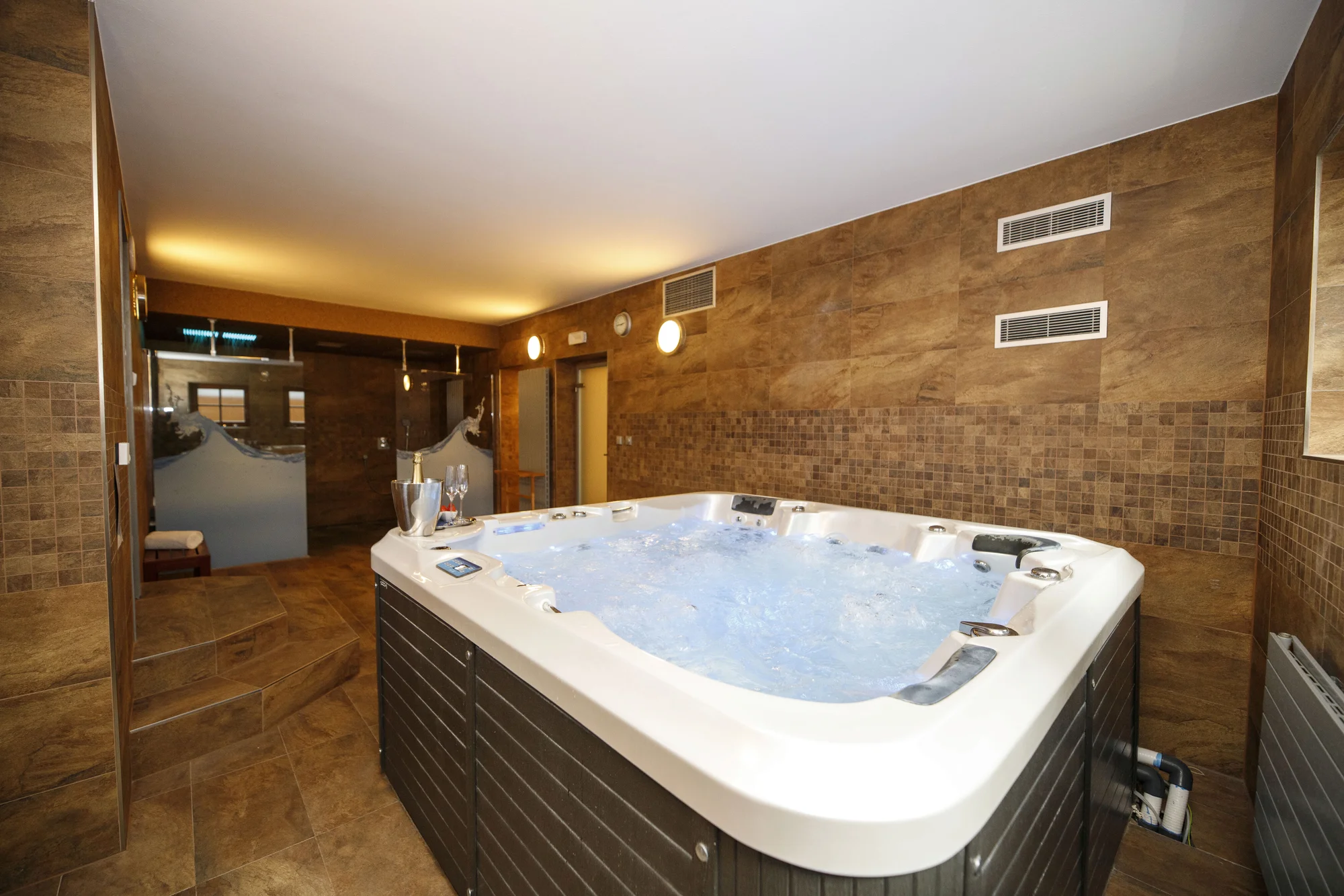 Relax v Kašperských horách pro pár i rodinu: snídaně i privátní wellness