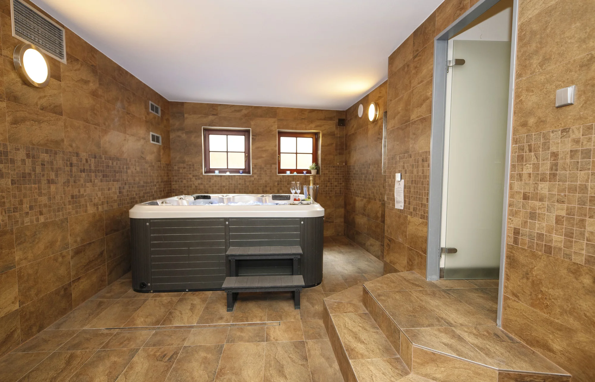 Relax v Kašperských horách pro pár i rodinu: snídaně i privátní wellness