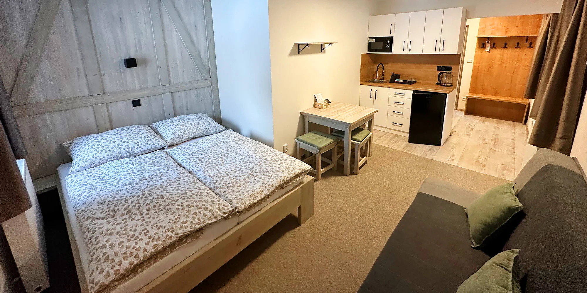 Zbrusu nové apartmány v Jizerských horách: pobyt bez stravy i se snídaní a privátní vířivkou či saunou