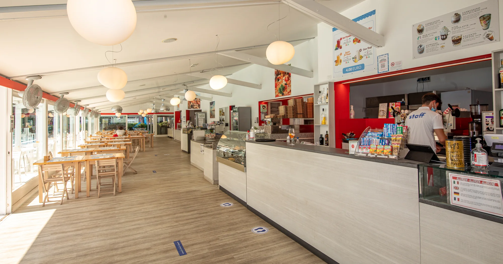 Rodinná dovolená v Lido di Jesolo, necelou hodinu od Benátek: komplex se soukromou pláží
