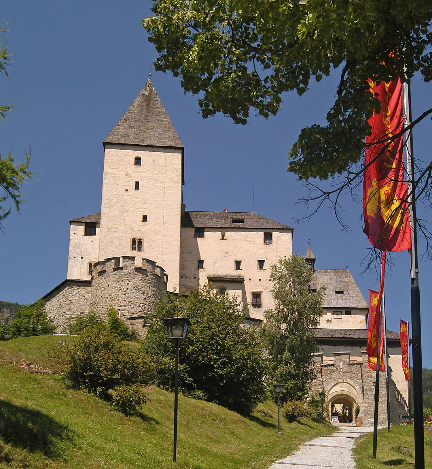Na túry do Korutan: hotel u lanovky, neomezený wellness, polopenze plus a Mountain & Valley Card plná výhod