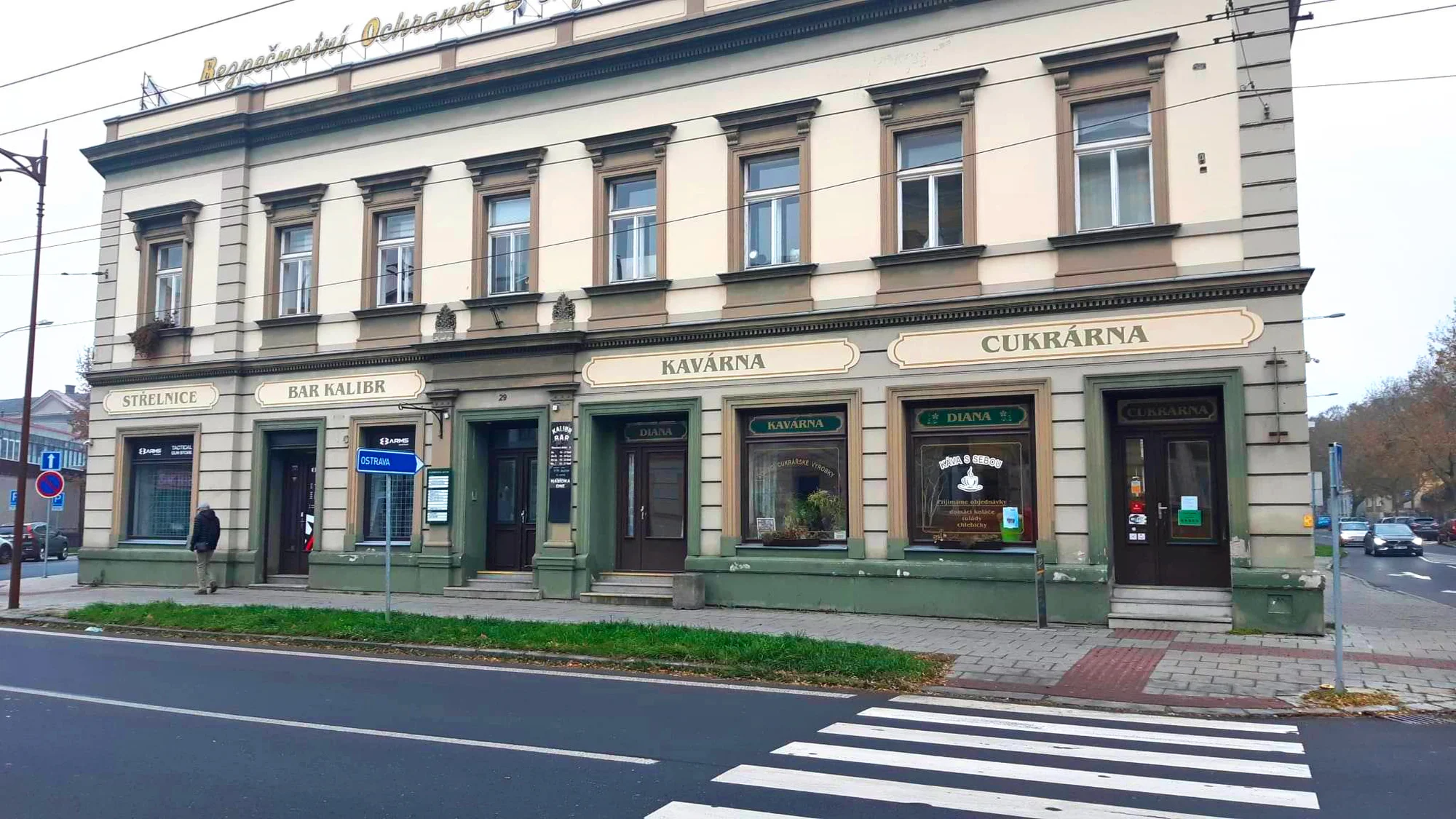 Střelecké balíčky pro solo snipery i rodinné komando či armádu kamarádů: až 8 zbraní a 133 nábojů