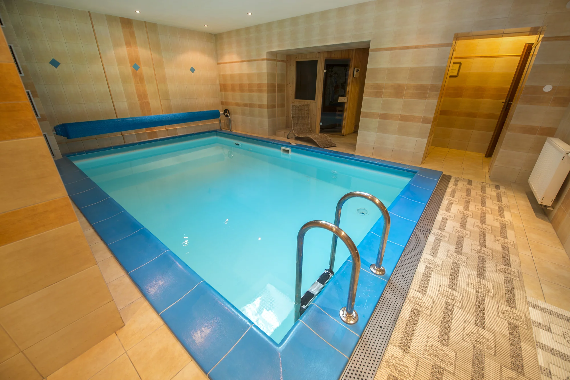 Wellness pobyt v Trenčianských Teplicích: aroma masáž, finská sauna, bazén i polopenze