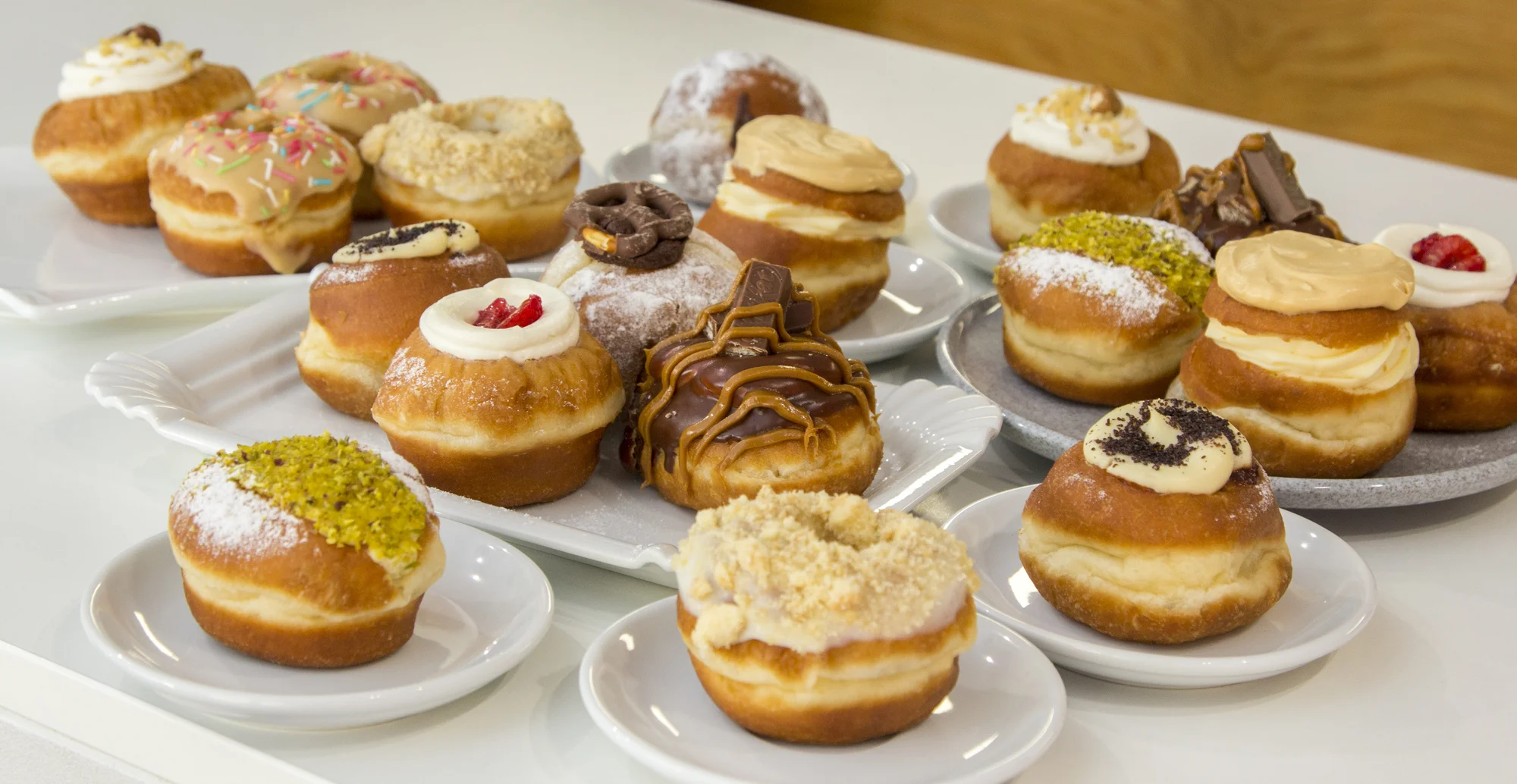 Minikoblihy a minidonuty: mix 2 až 18 kousků těch nejlepších příchutí z vyhlášené Koblihy