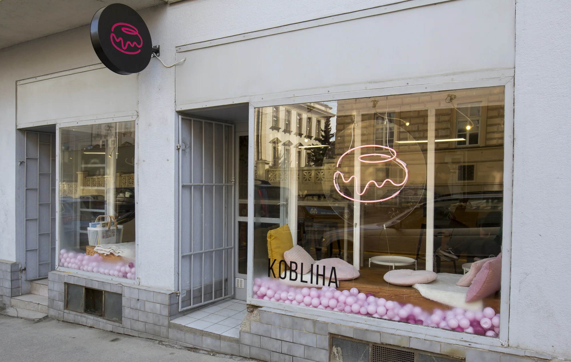 Minikoblihy a minidonuty: mix 2 až 18 kousků těch nejlepších příchutí z vyhlášené Koblihy