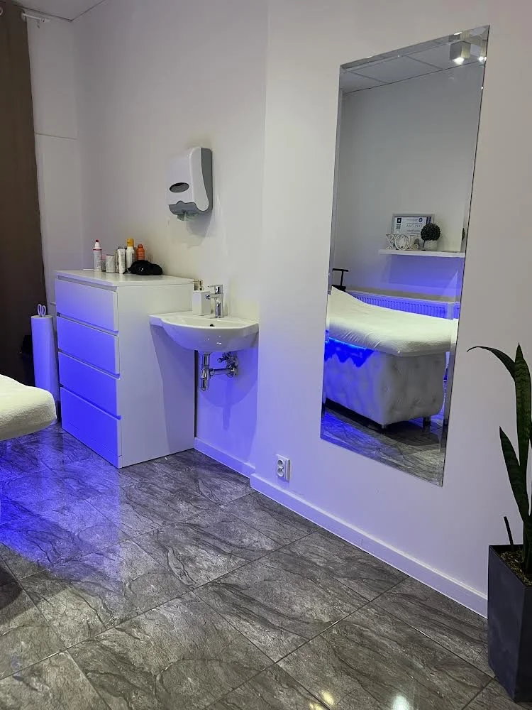 Laserová epilace pro ženy: trvalé odstranění chloupků diodovým laserem