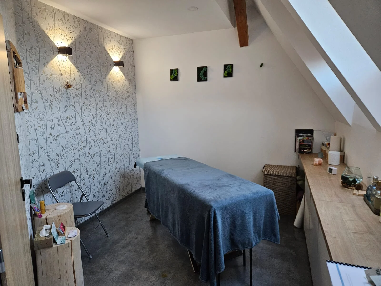 Relax pro unavené tělo nebo náprava zad: Breussova masáž nebo masáž s éterickými oleji dle výběru