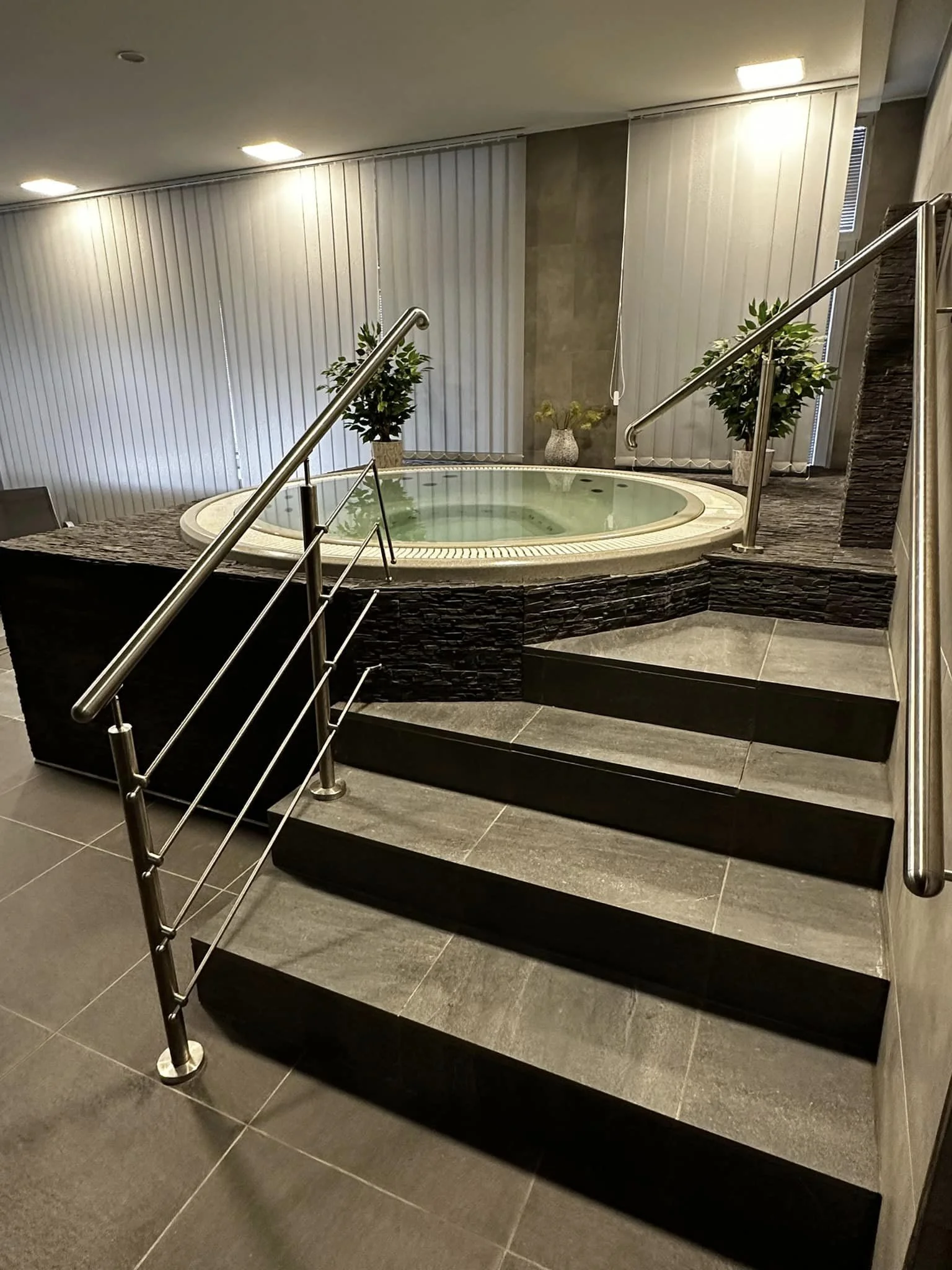 Pobyt v Bílých Karpatech s polopenzí: hotel s bazénem, na výběr i relax ve vířivce nebo vyjížďka na koni